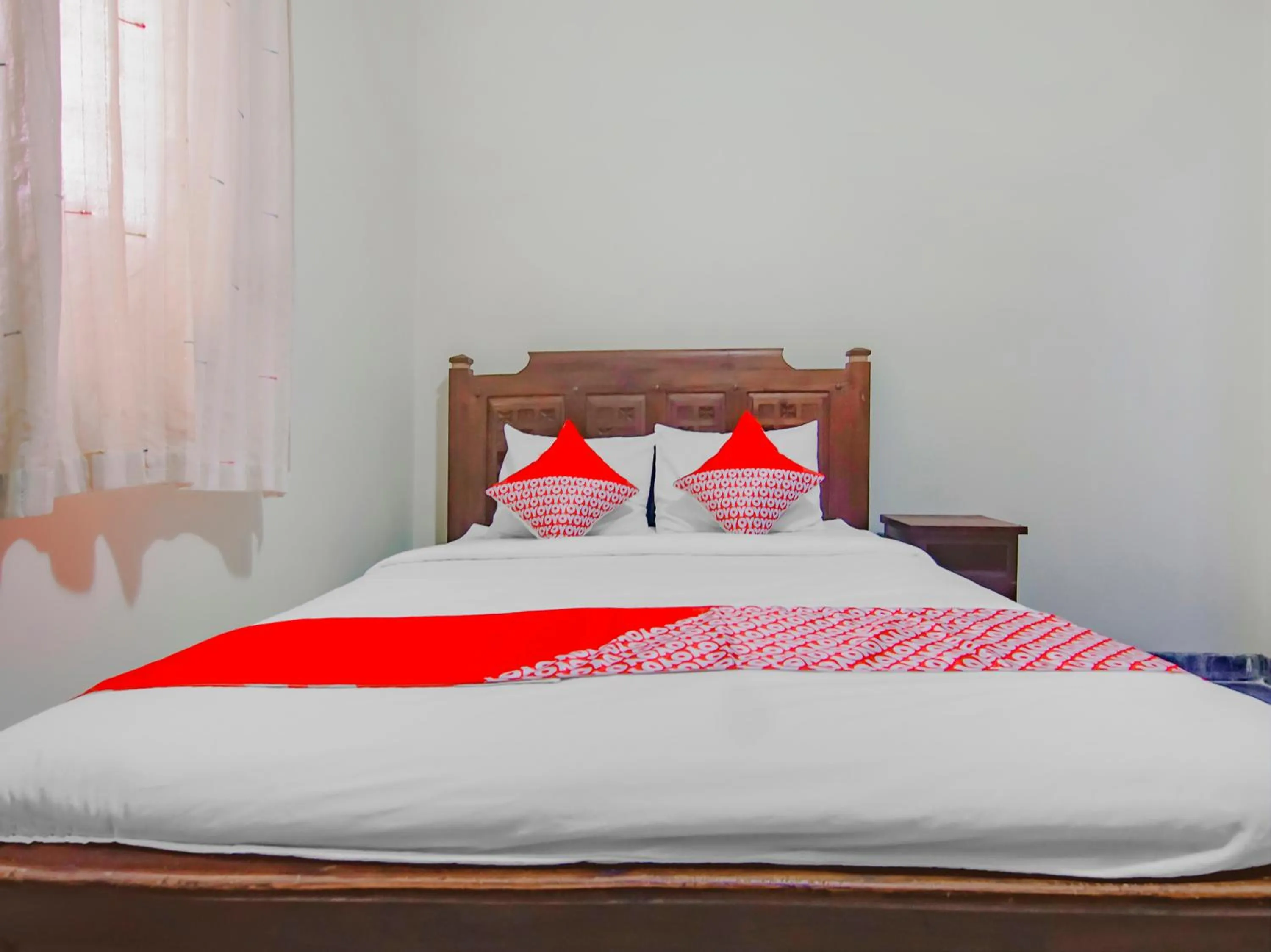 Bedroom, Bed in Hotel O Gayatri Residence