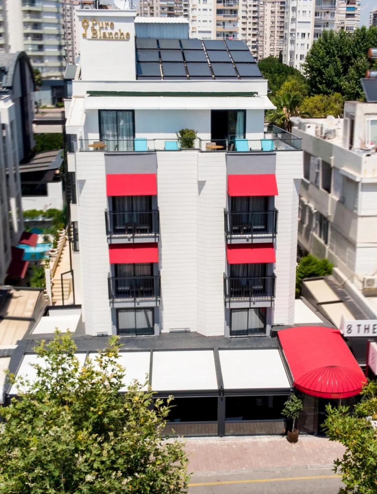 Property building in Pure Blanche Hotel