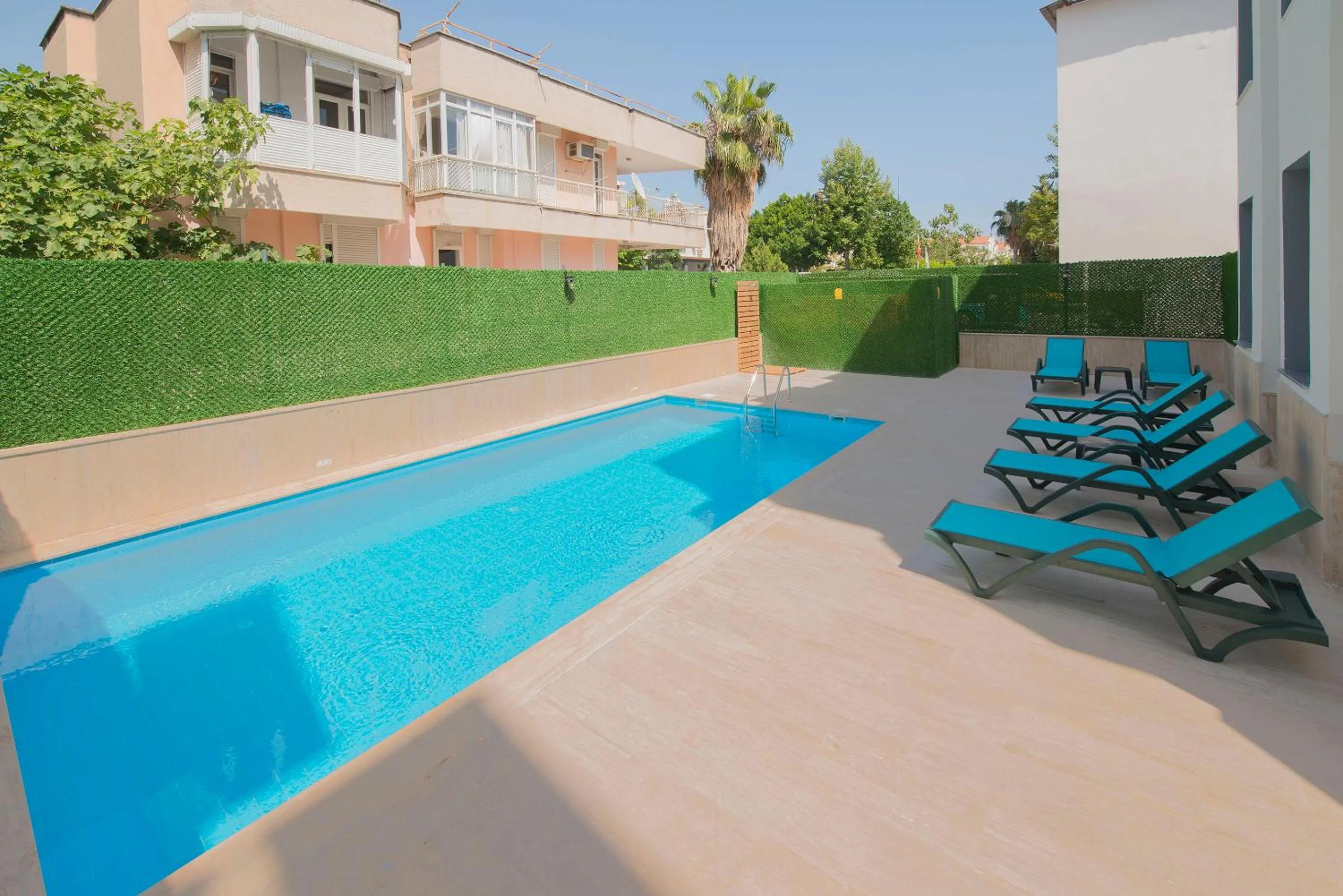 Swimming pool in Pure Blanche Hotel