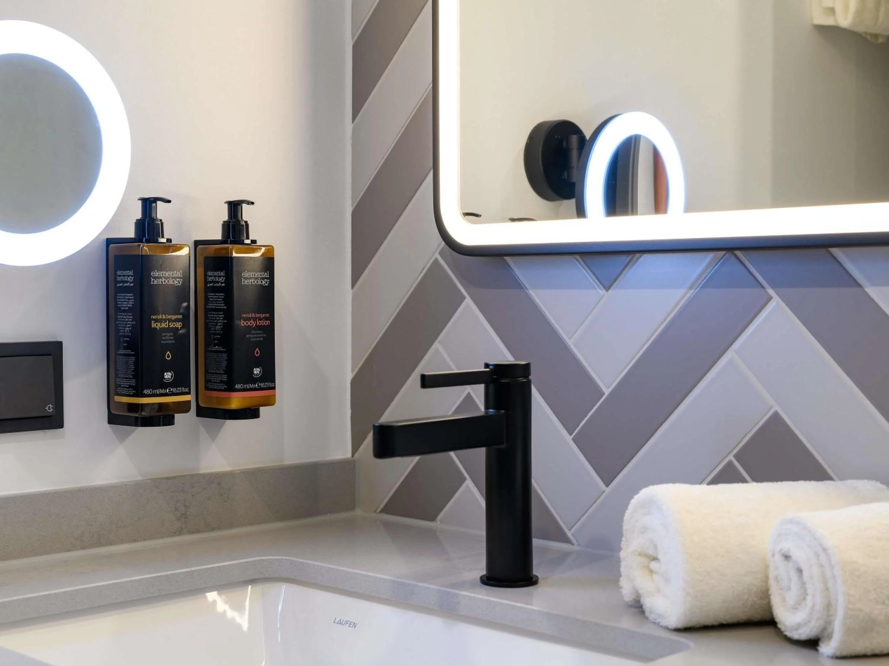 Bedroom in Mercure Hotel Dortmund Centrum