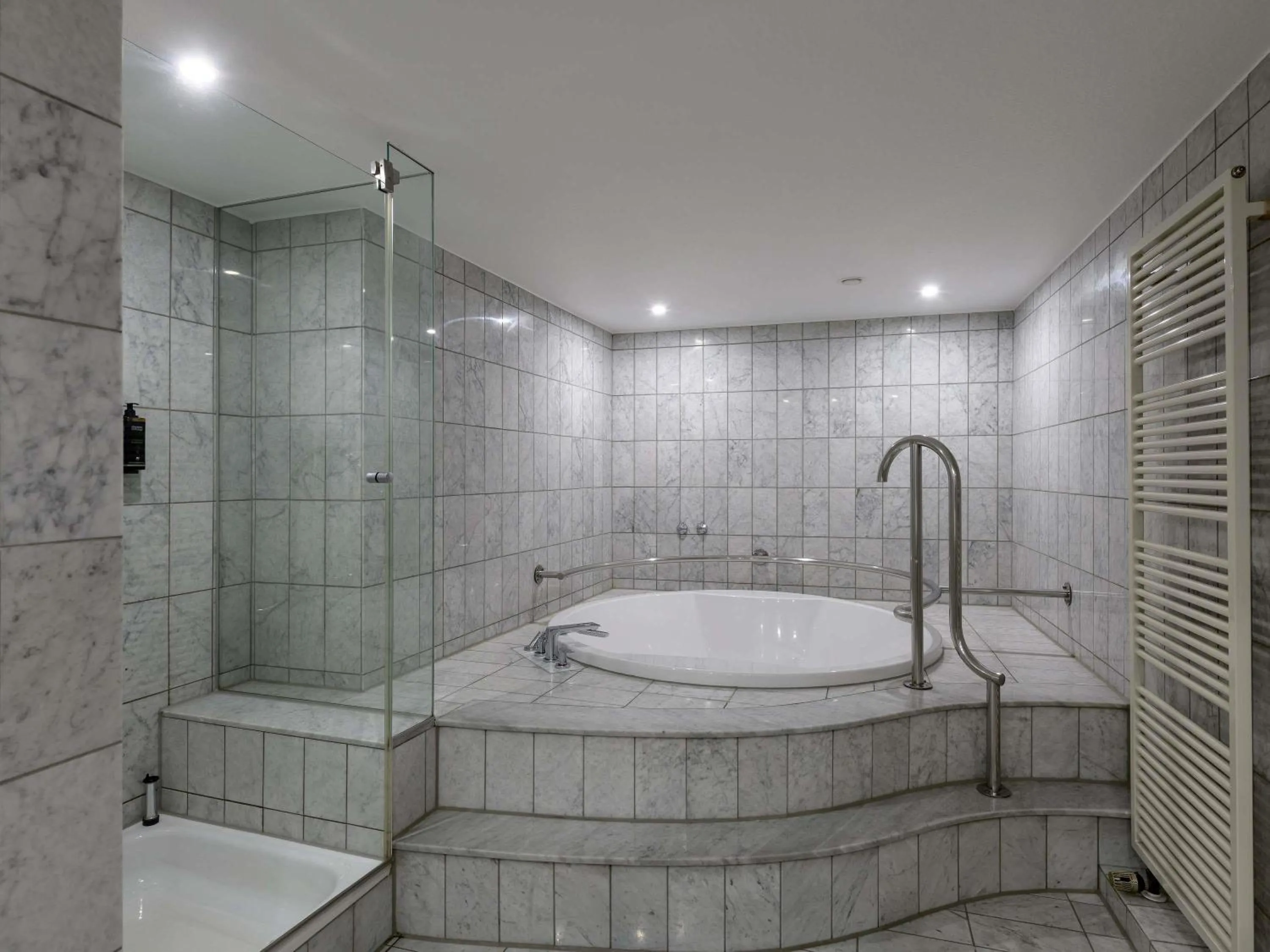 Bedroom in Mercure Hotel Dortmund Centrum