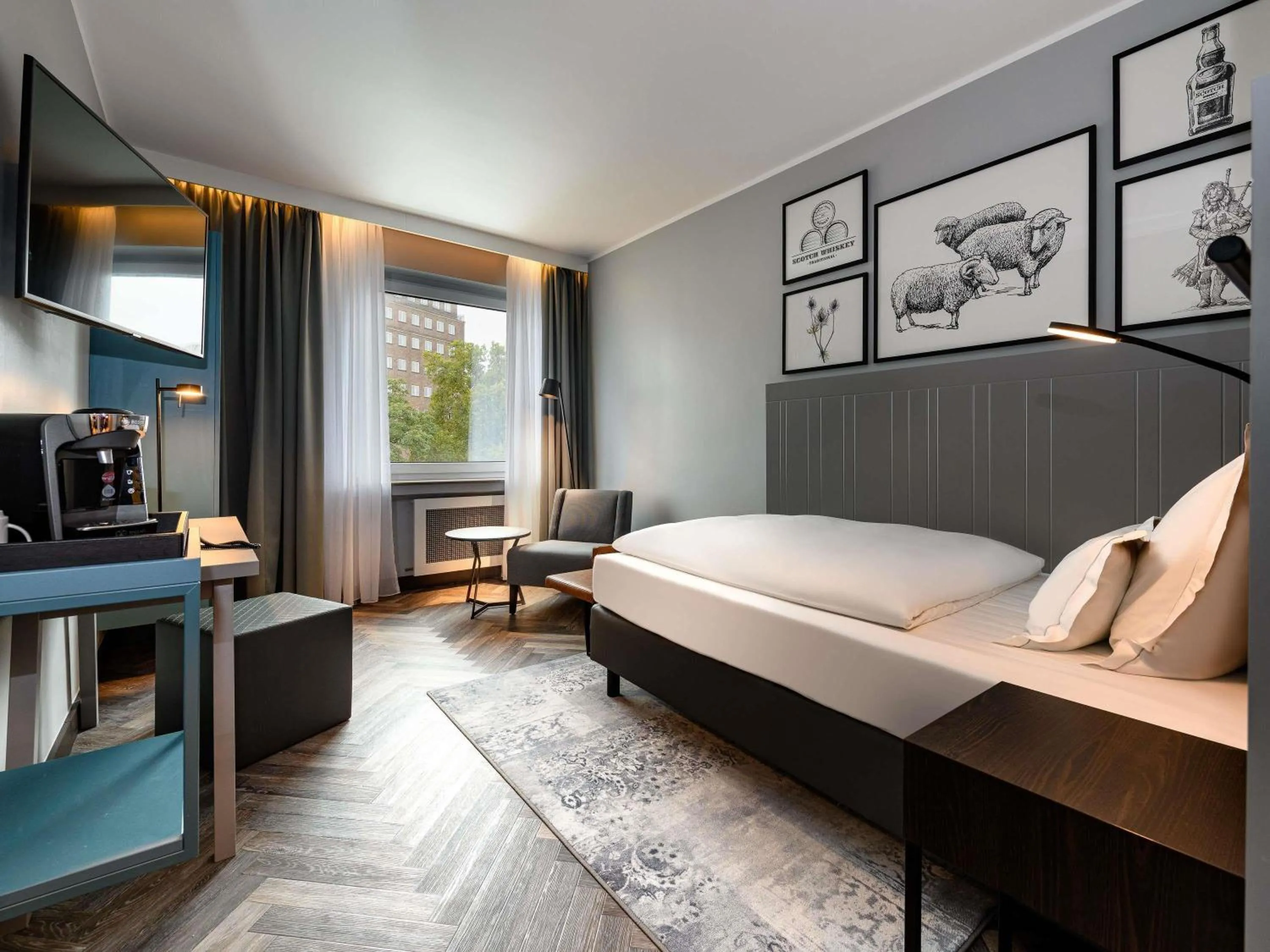 Bedroom, Bed in Mercure Hotel Dortmund Centrum