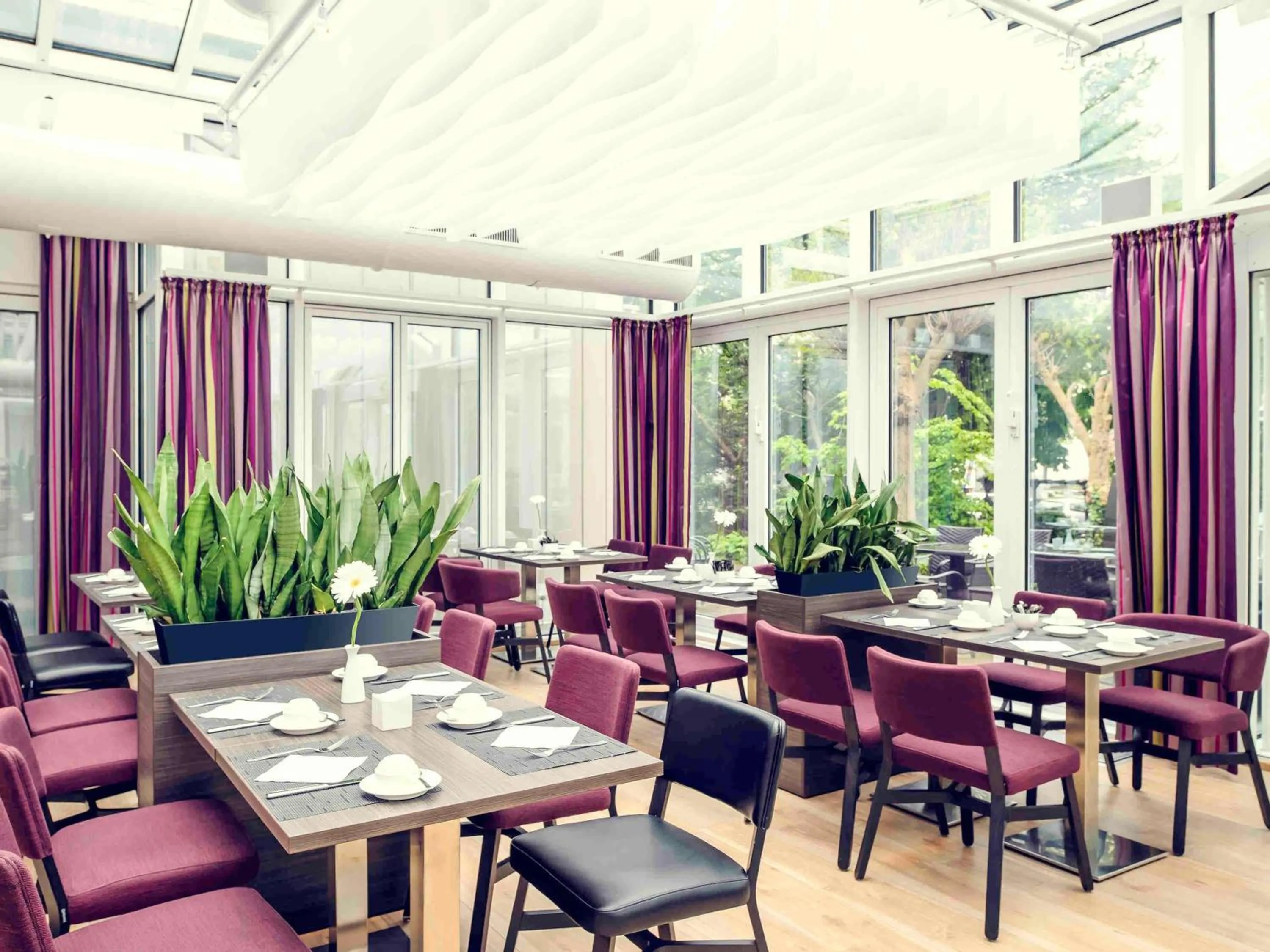 Restaurant/places to eat in Mercure Hotel Dortmund Centrum