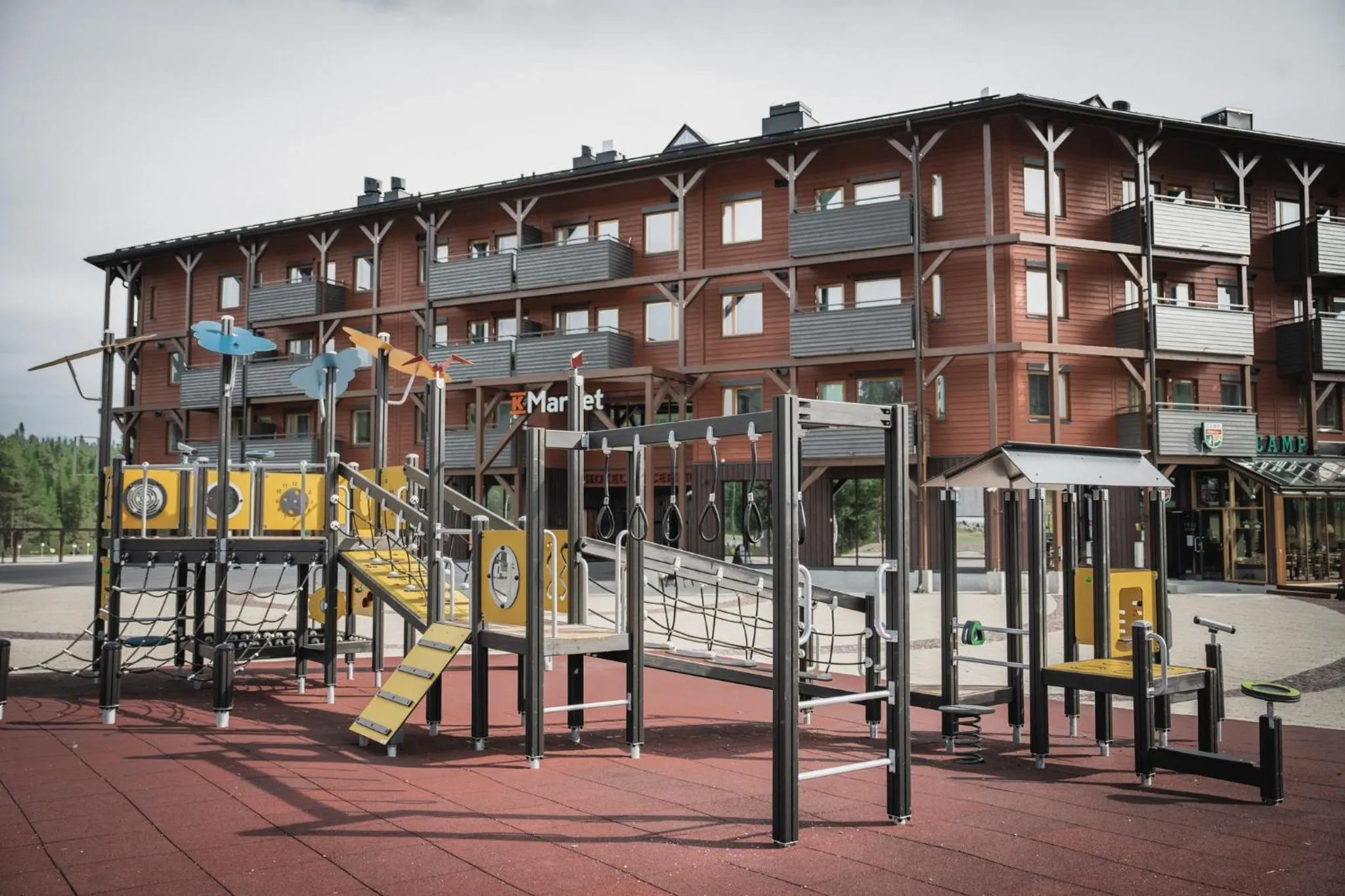 Property building in Ski-Inn RukaValley