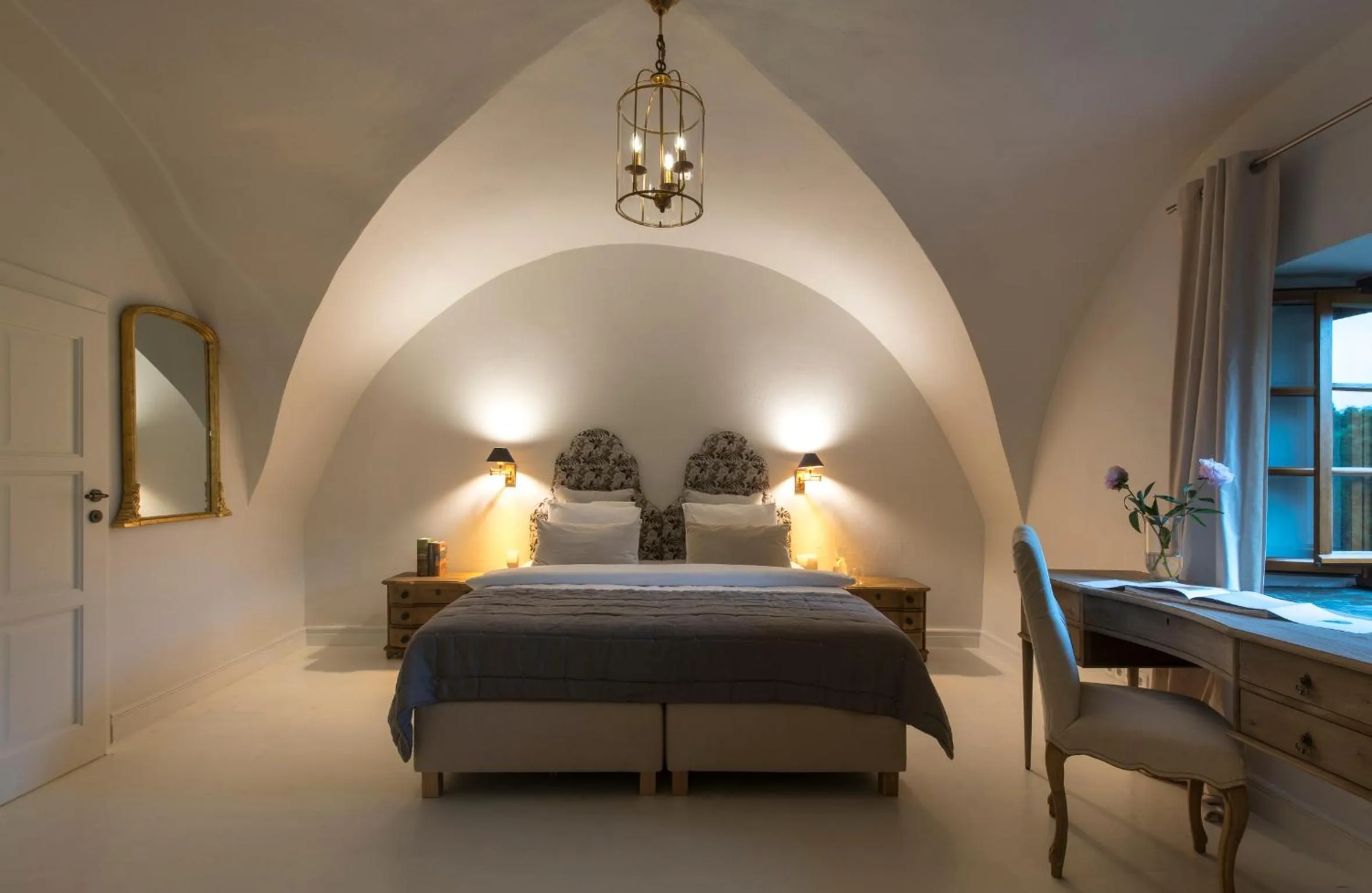 Photo of the whole room, Bed in Zamek Sarny - Schloss Scharfeneck