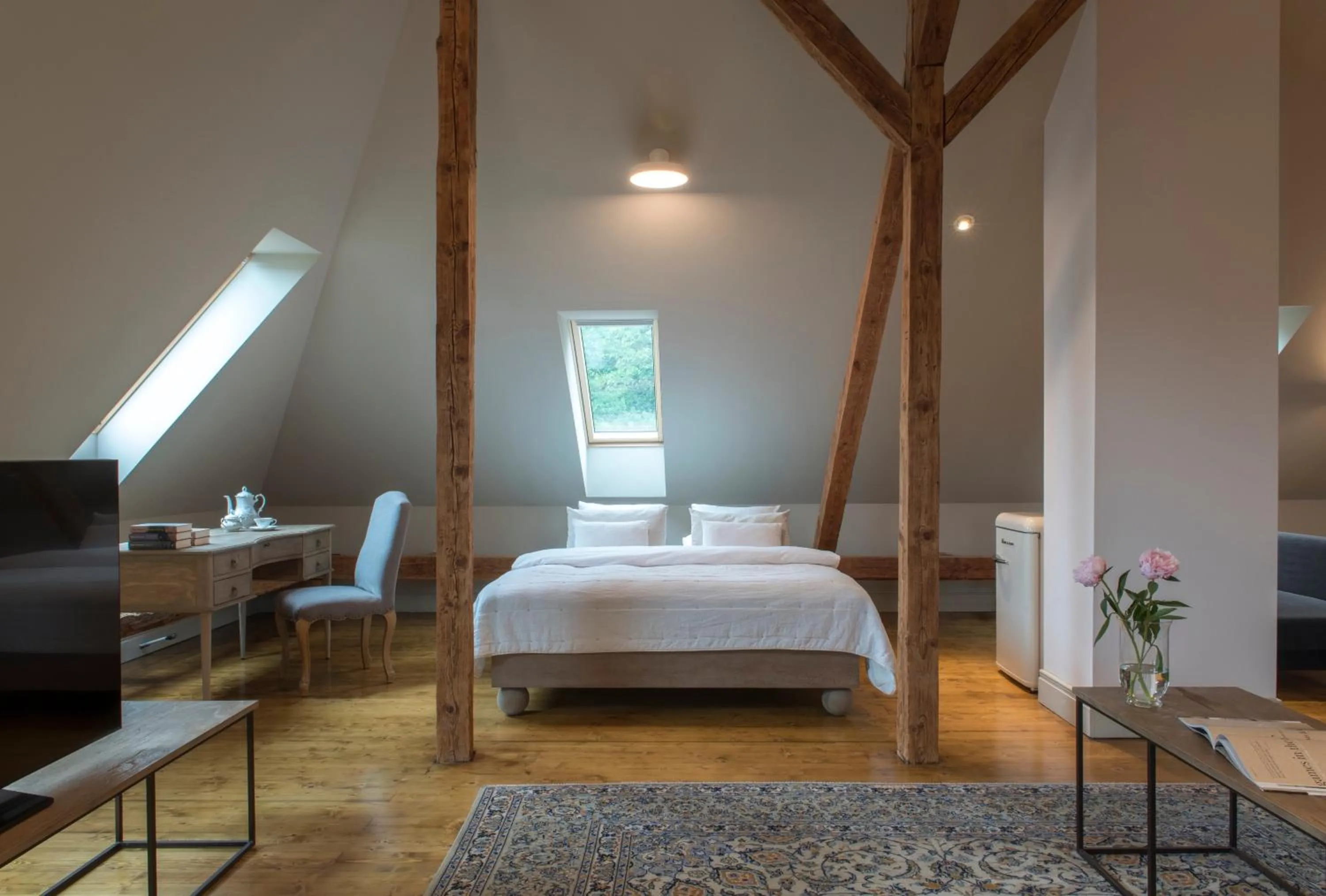 Bed in Zamek Sarny - Schloss Scharfeneck