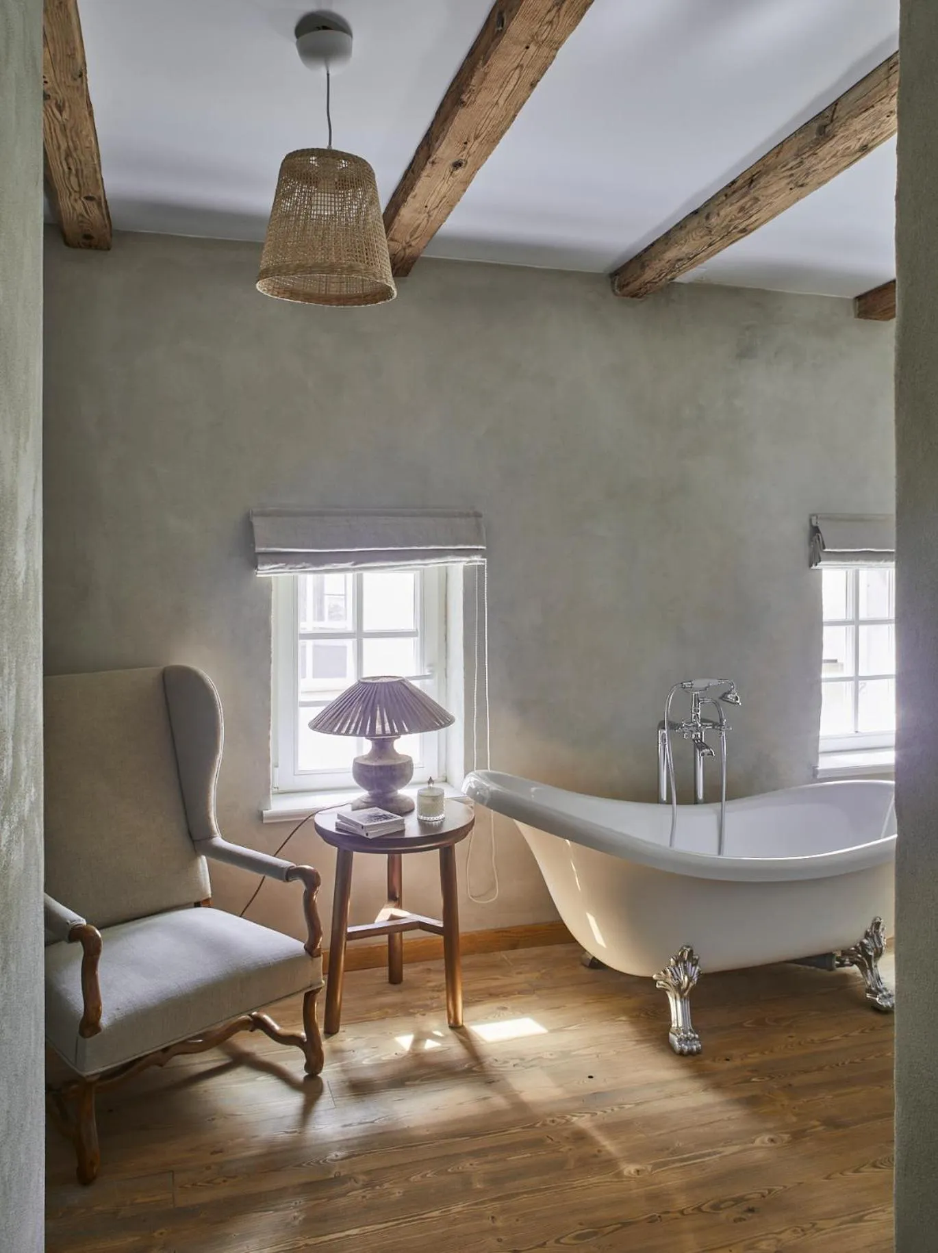 Bath in Zamek Sarny - Schloss Scharfeneck