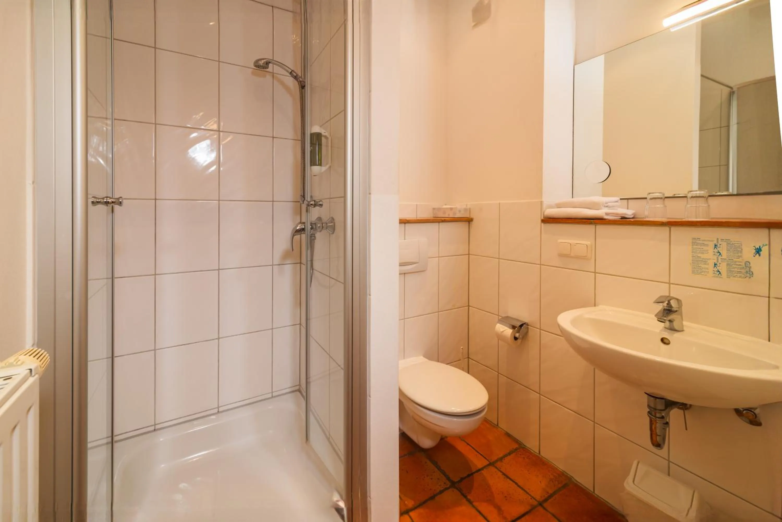 Bathroom in Hotel Erbenhof