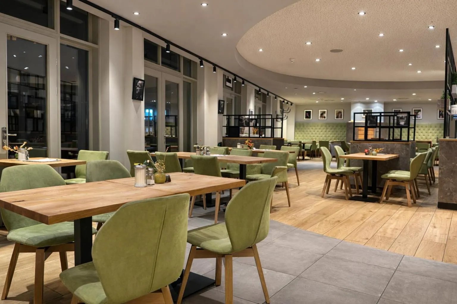 Restaurant/places to eat in Hotel Erbenhof