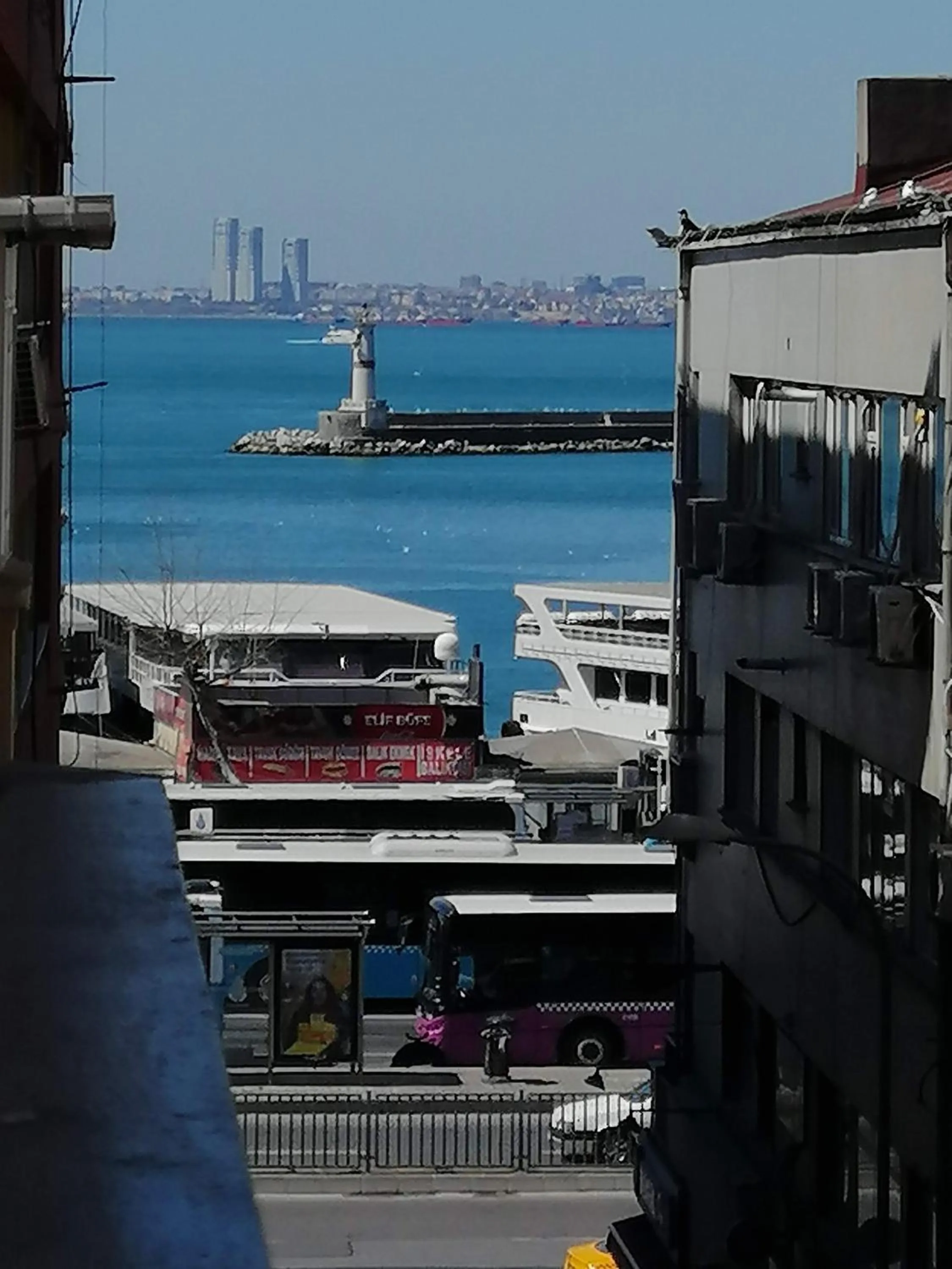 Sea view in Masal suite