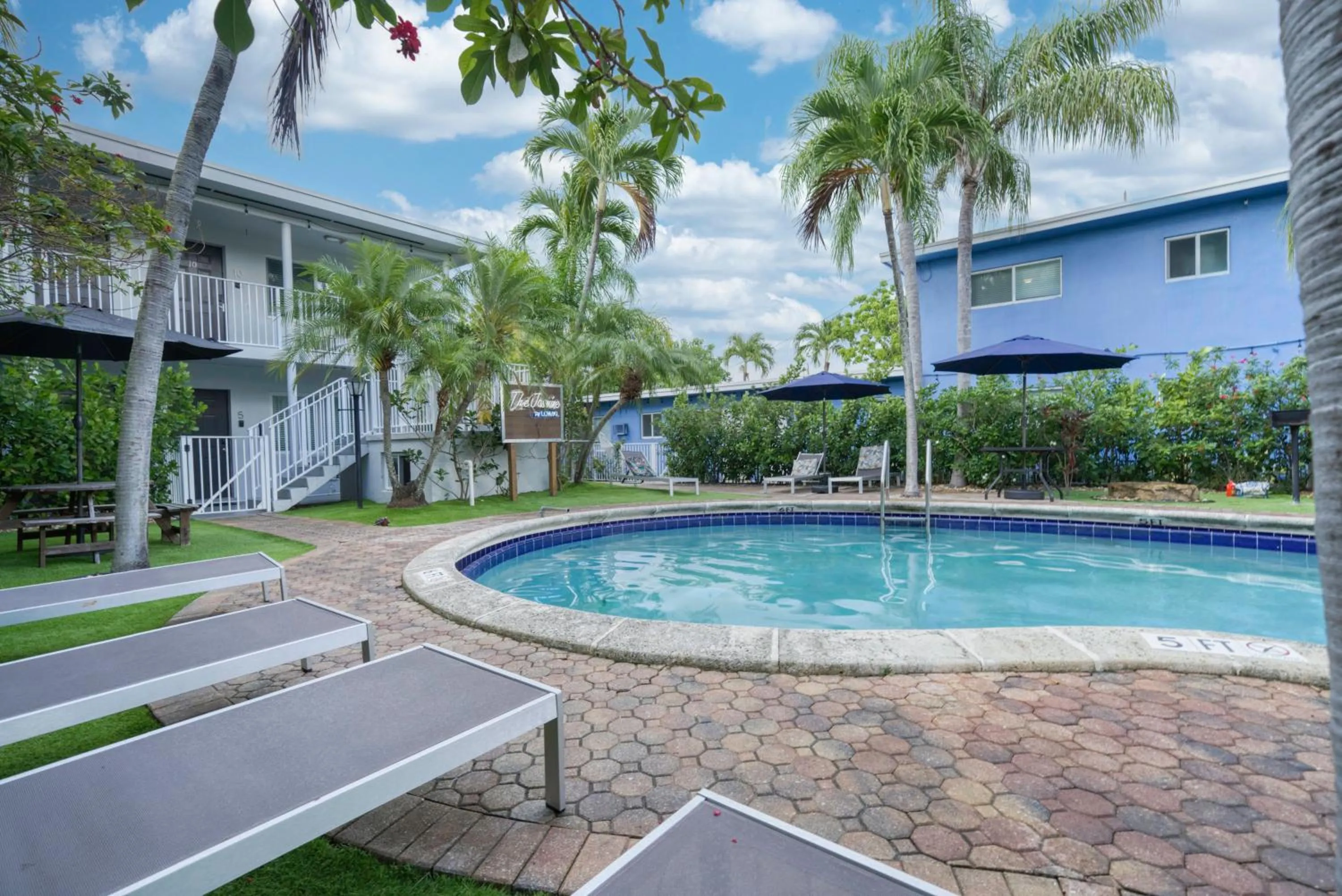 Property building in The Jasmine Apartments by Lowkl