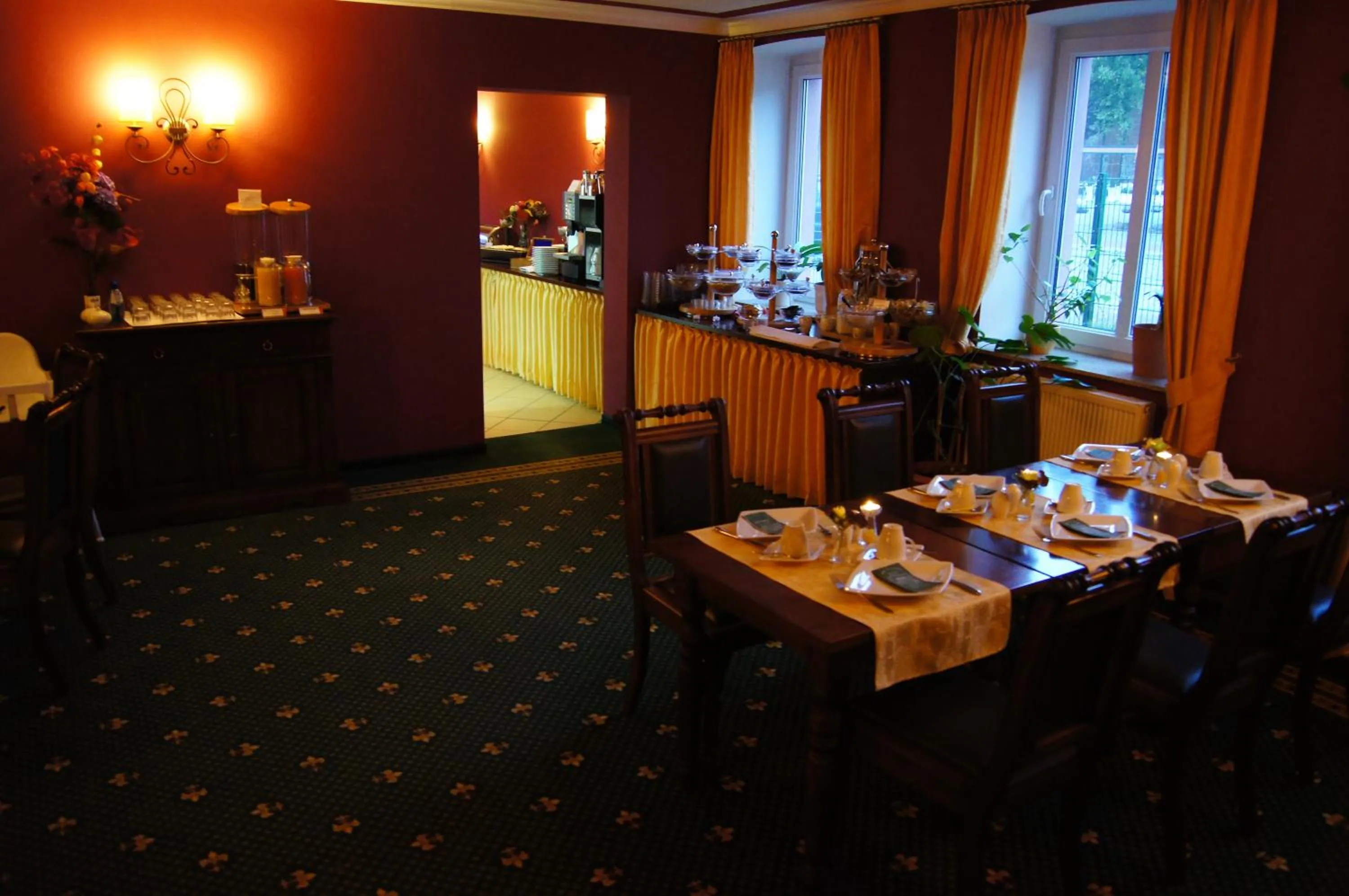 Restaurant/places to eat in Waren Müritz Hotel Harmonie