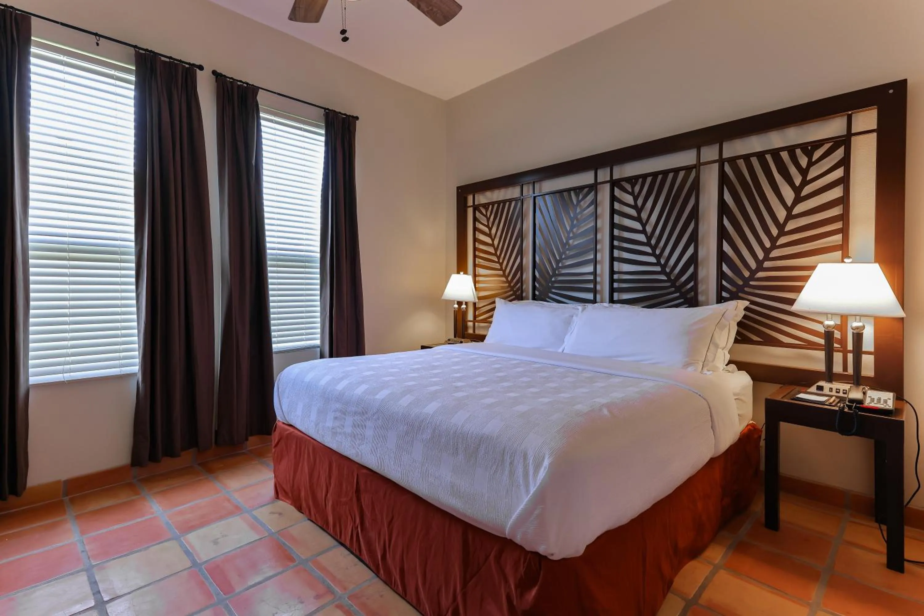 Bedroom, Bed in The Bungalows on Shary