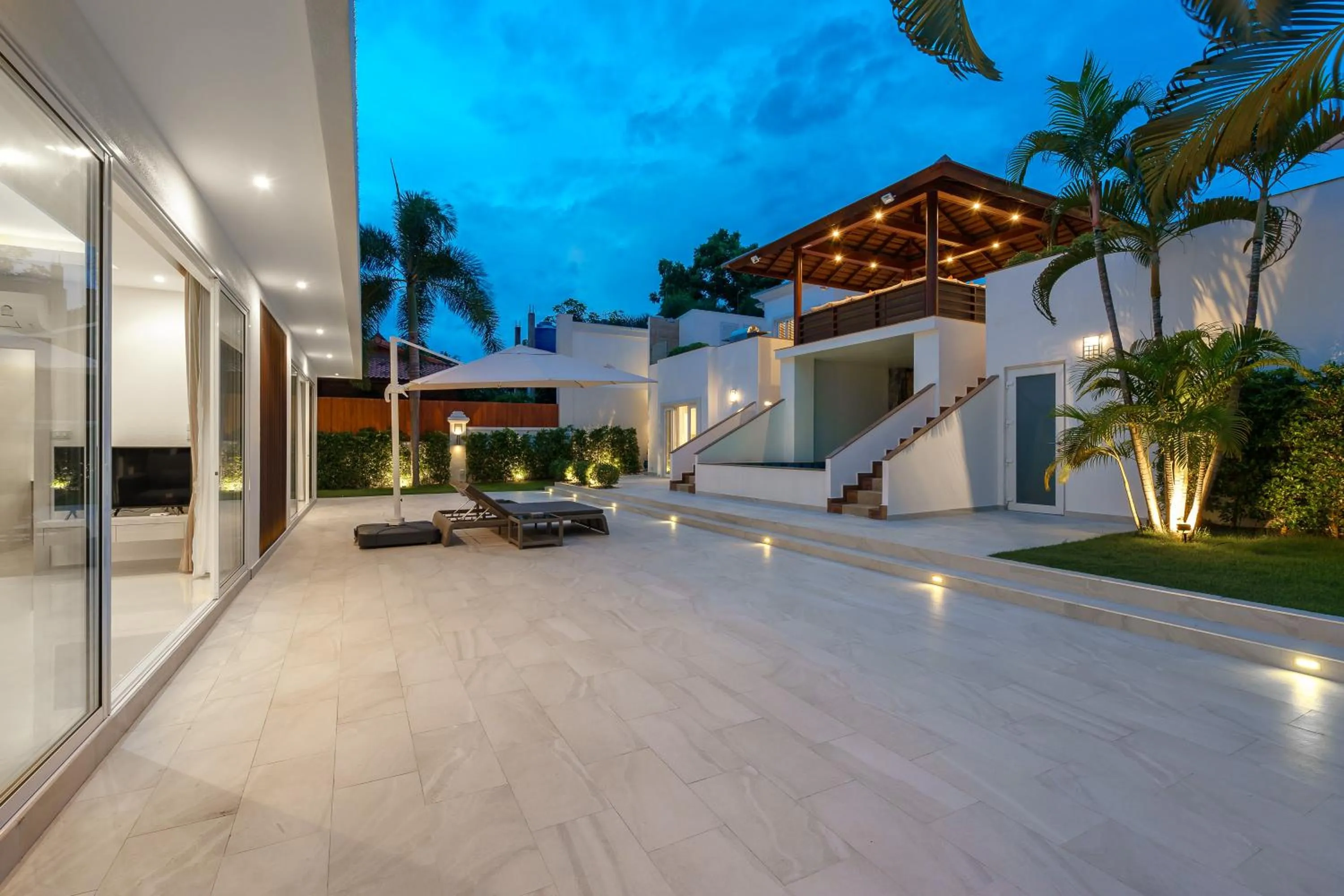 Property building in Sunset View Pool Villa 7 BR 14-16 Persons