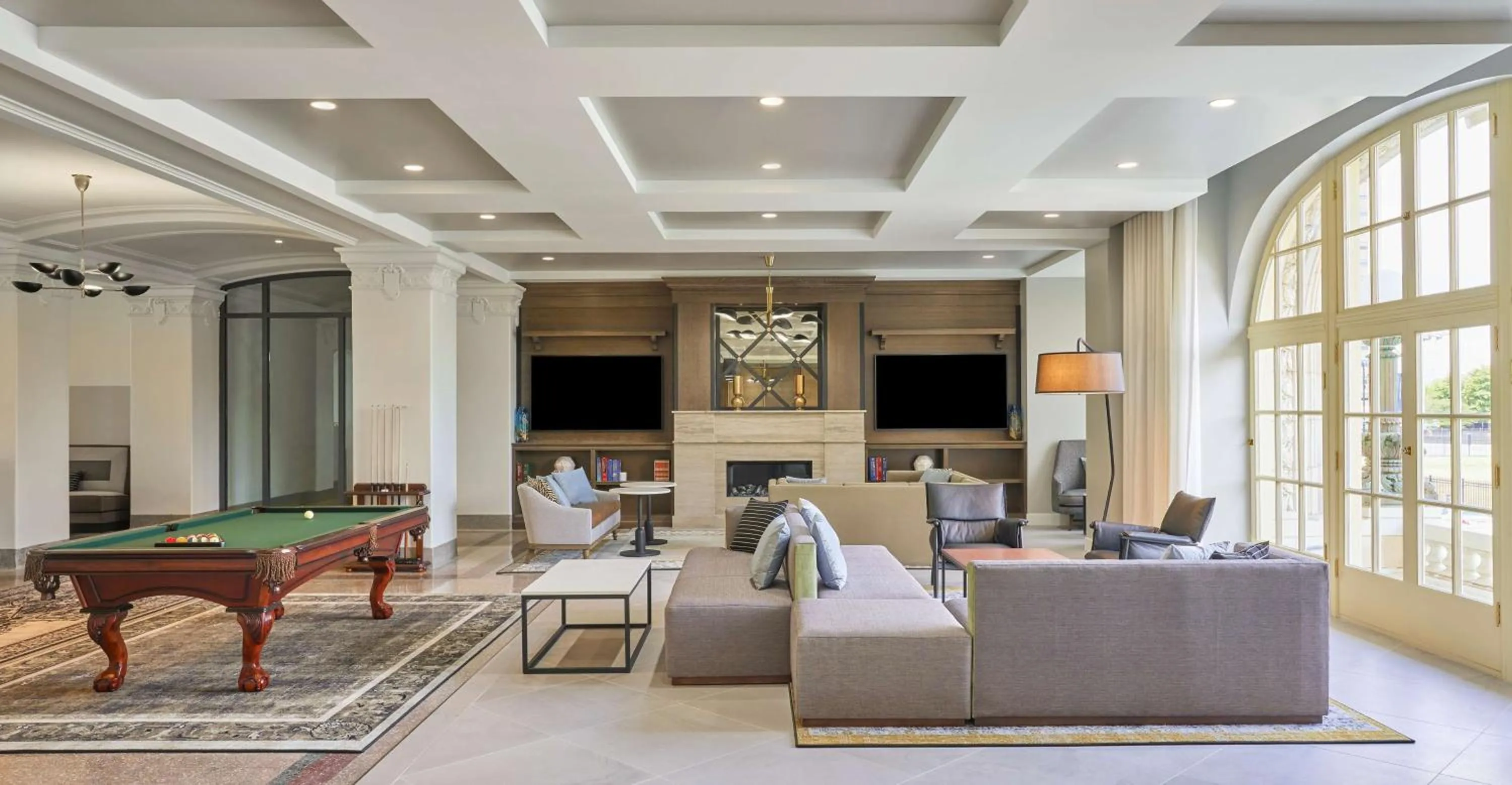 Lobby or reception in Hyatt Place Chicago Medical/University District