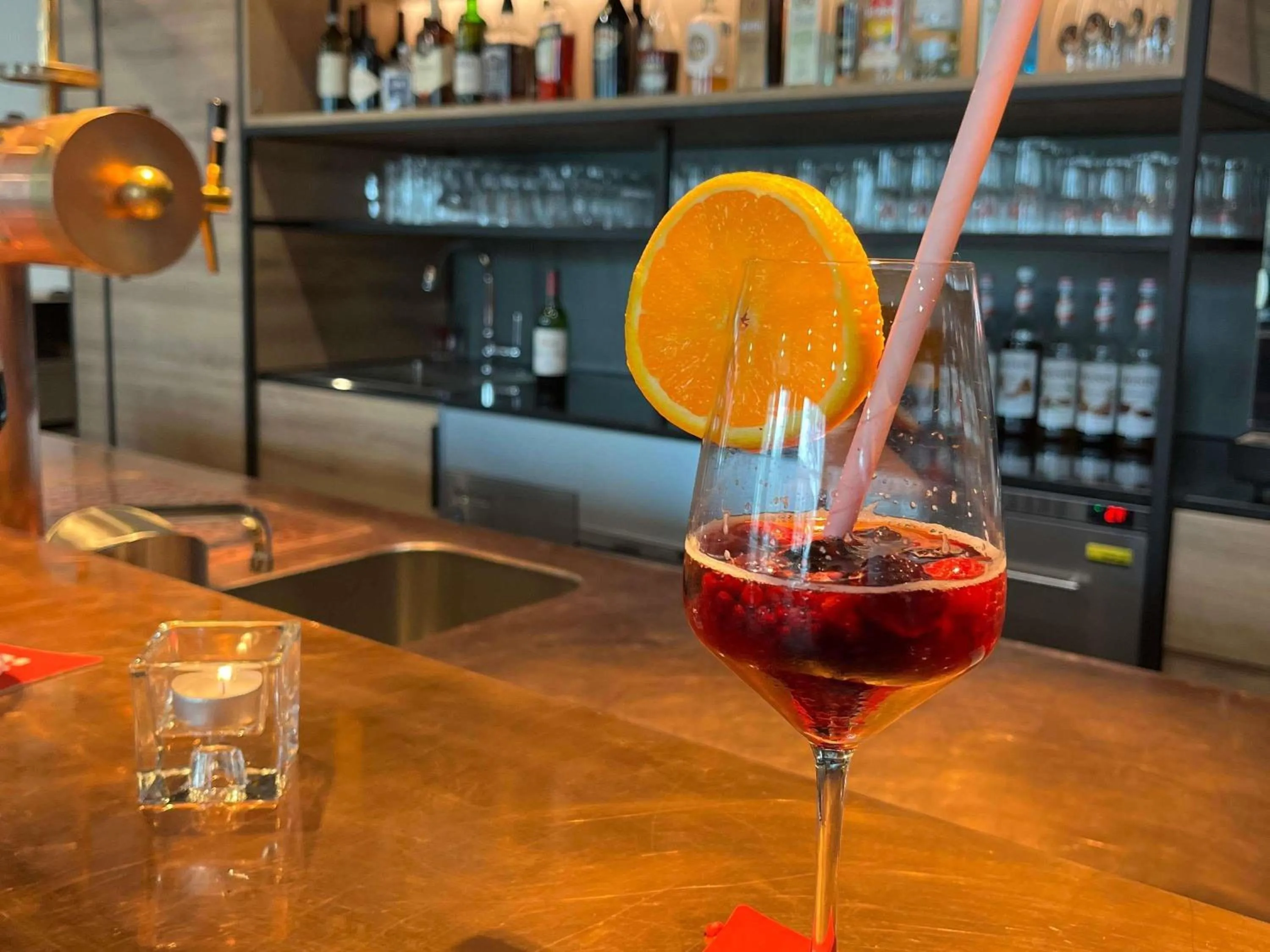 Lounge or bar in ibis Hotel Dortmund City