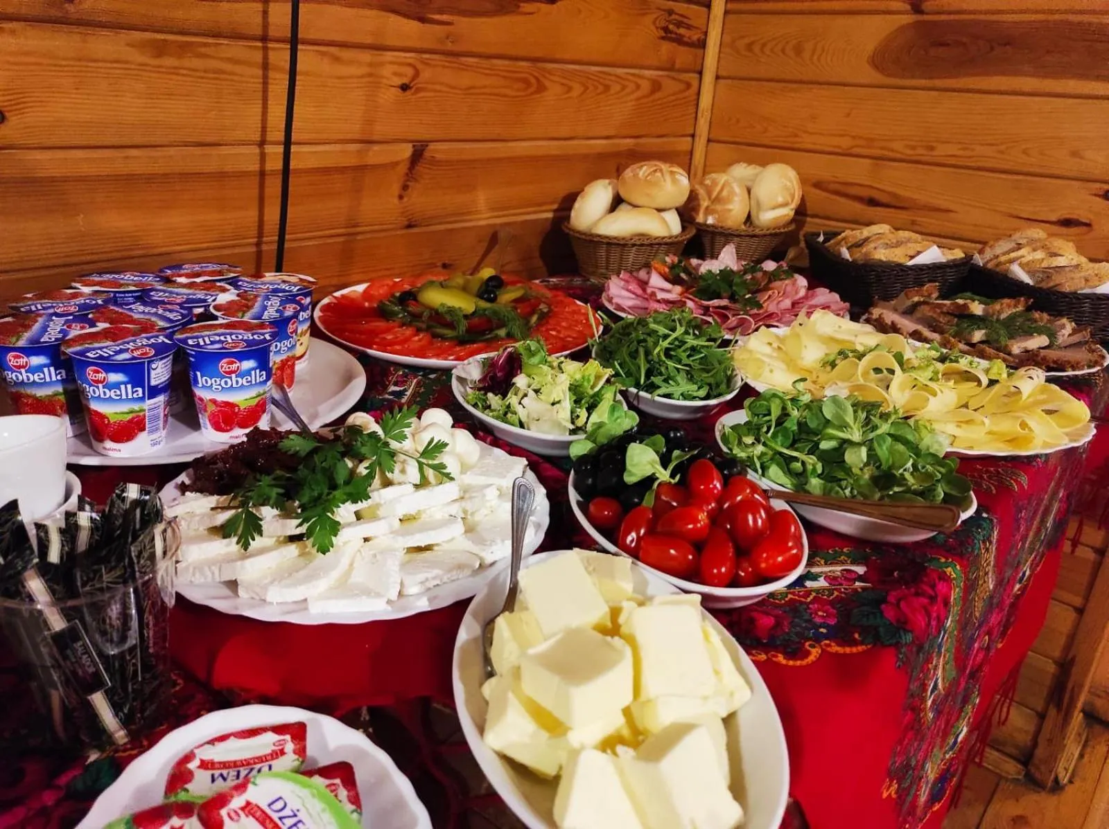 Karczma Regionalna Młyn -pokoje gościne