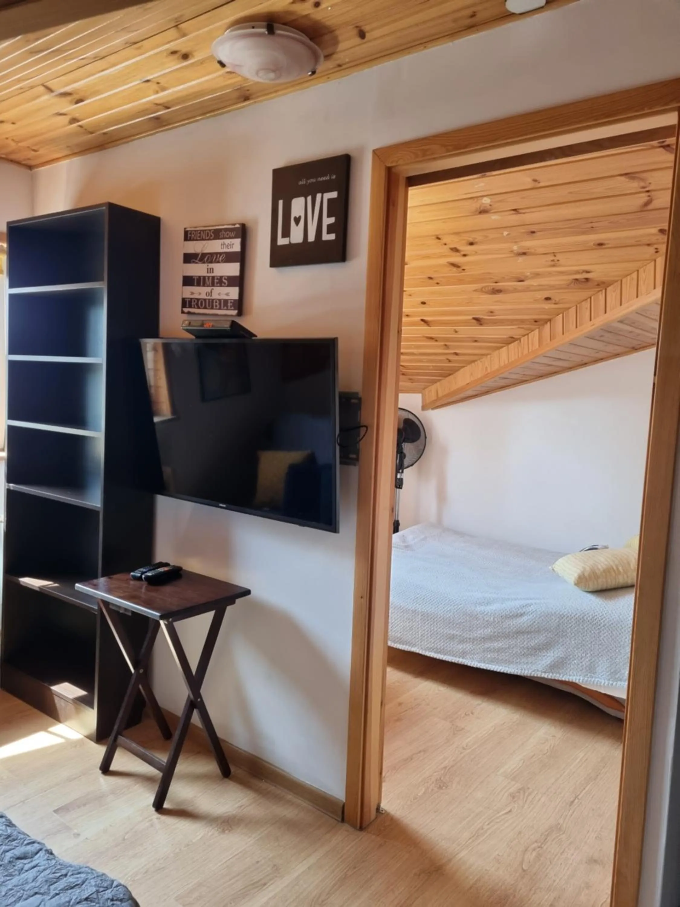 Bed in Karczma Regionalna Młyn -pokoje gościne