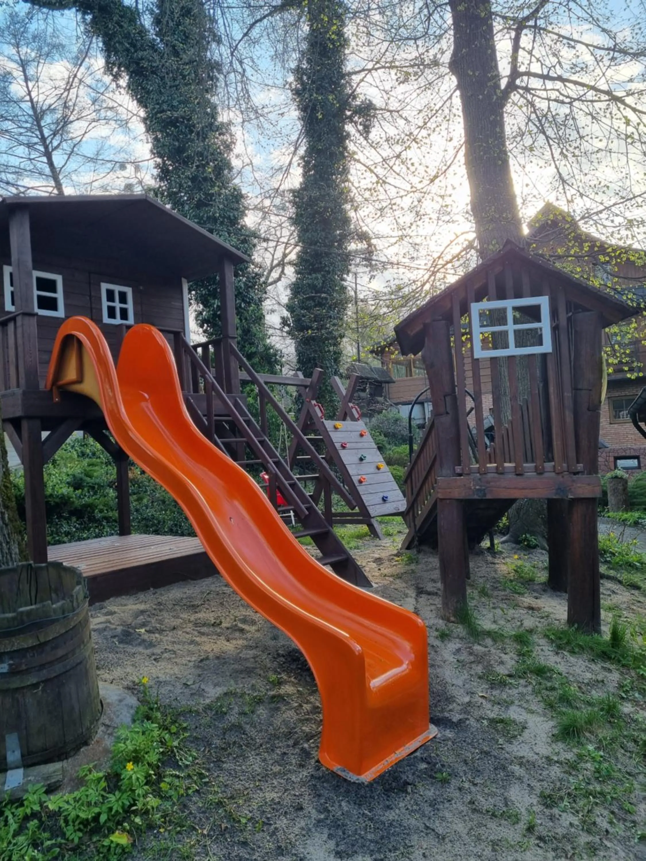 Karczma Regionalna Młyn -pokoje gościne