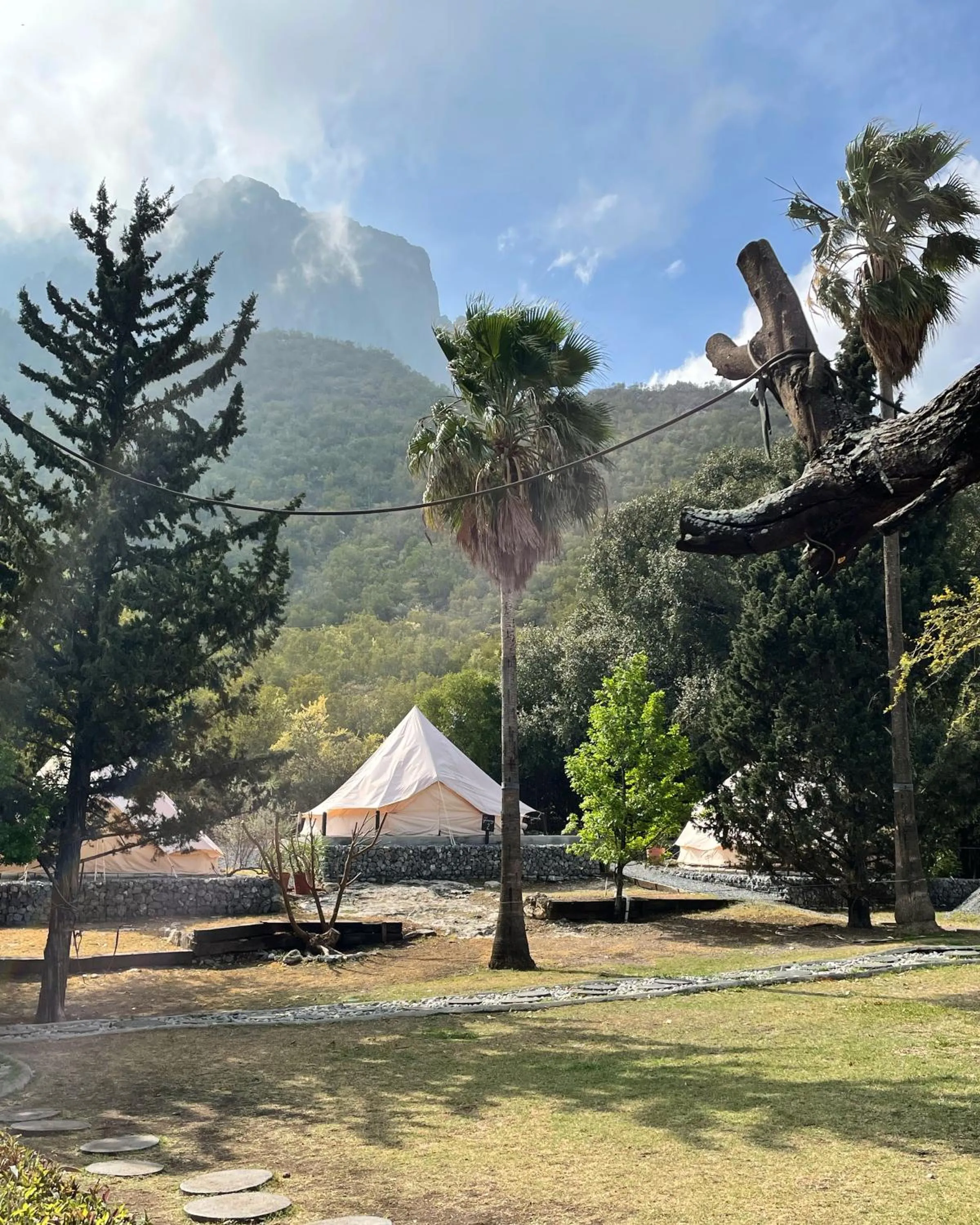 Day in La Posada en el Potrero Chico