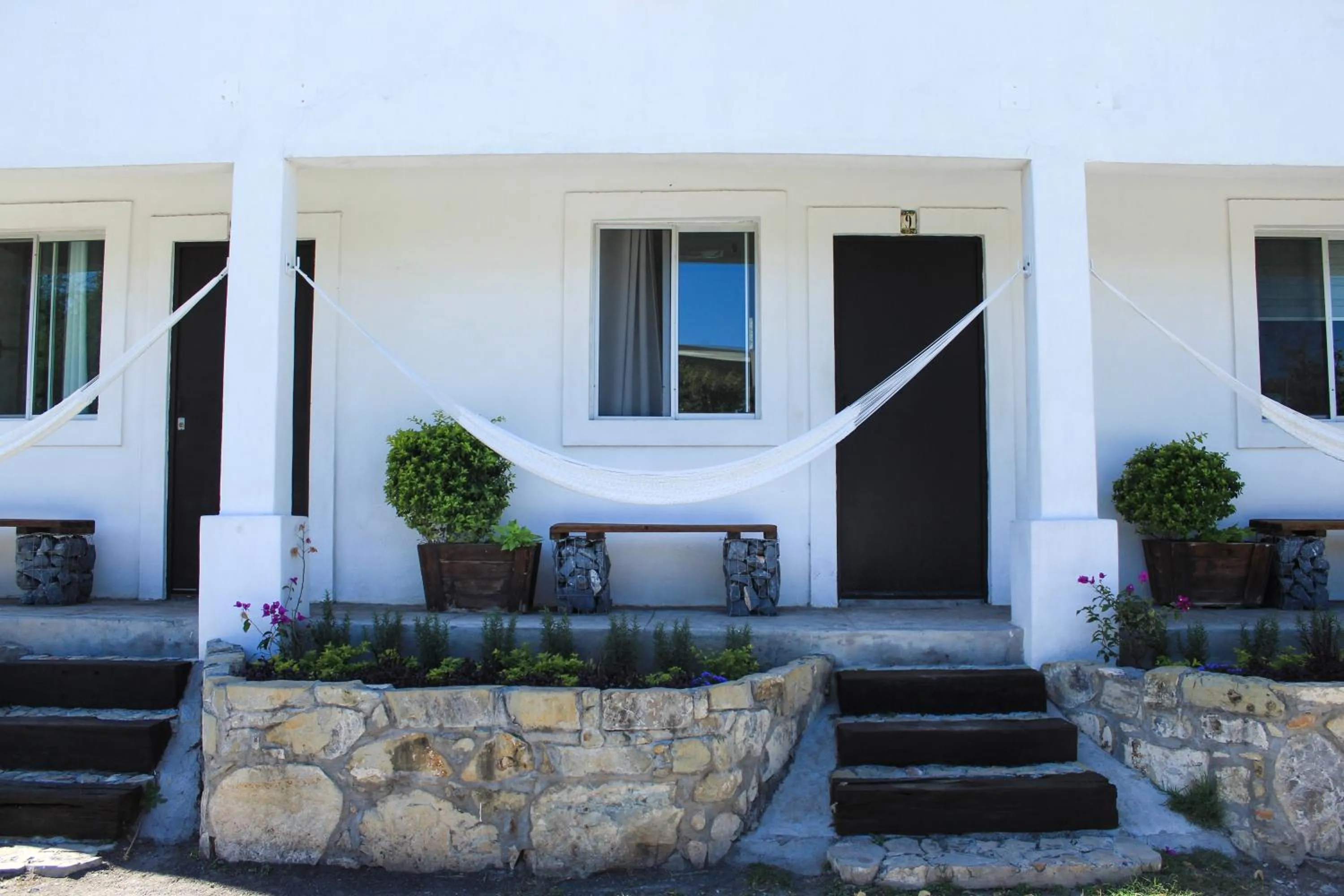 Facade/entrance in La Posada en el Potrero Chico