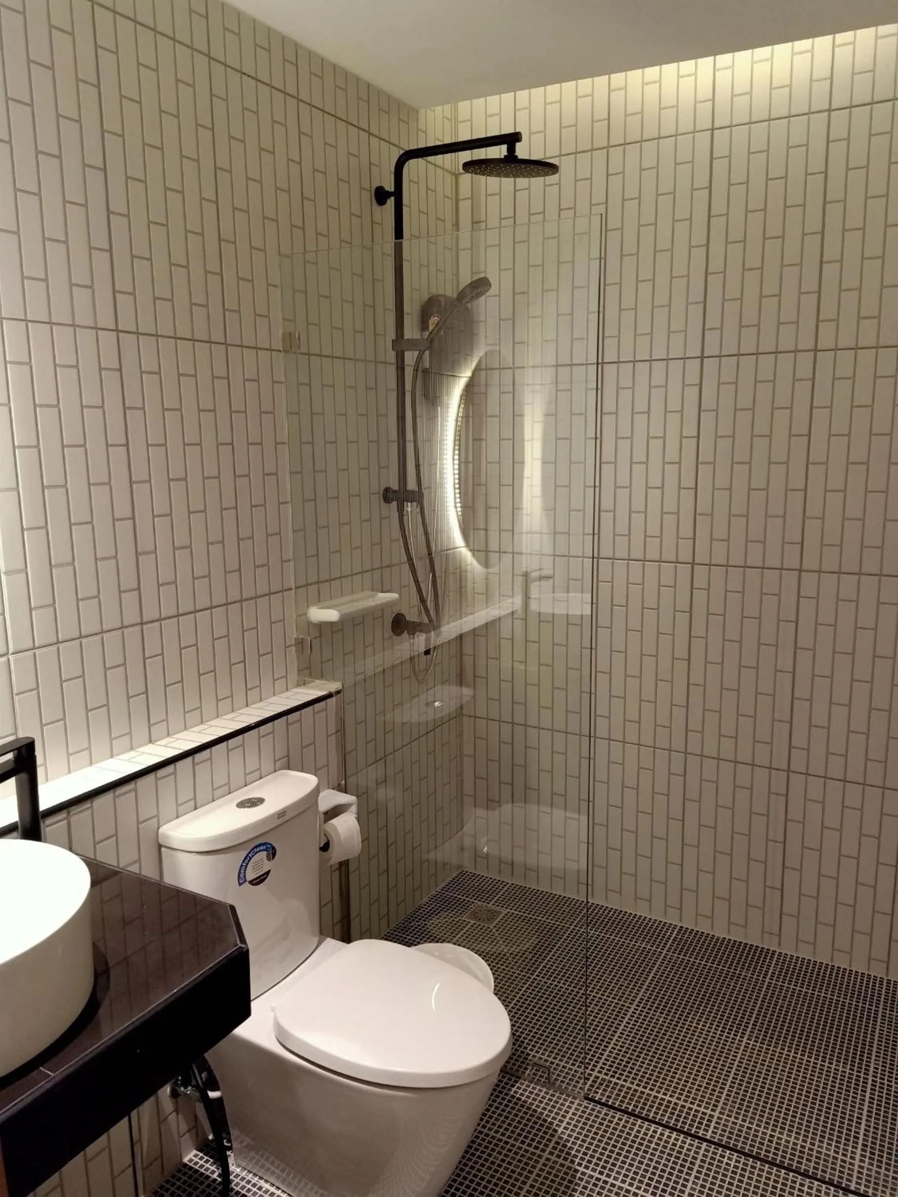 Bathroom in Platinum hotel