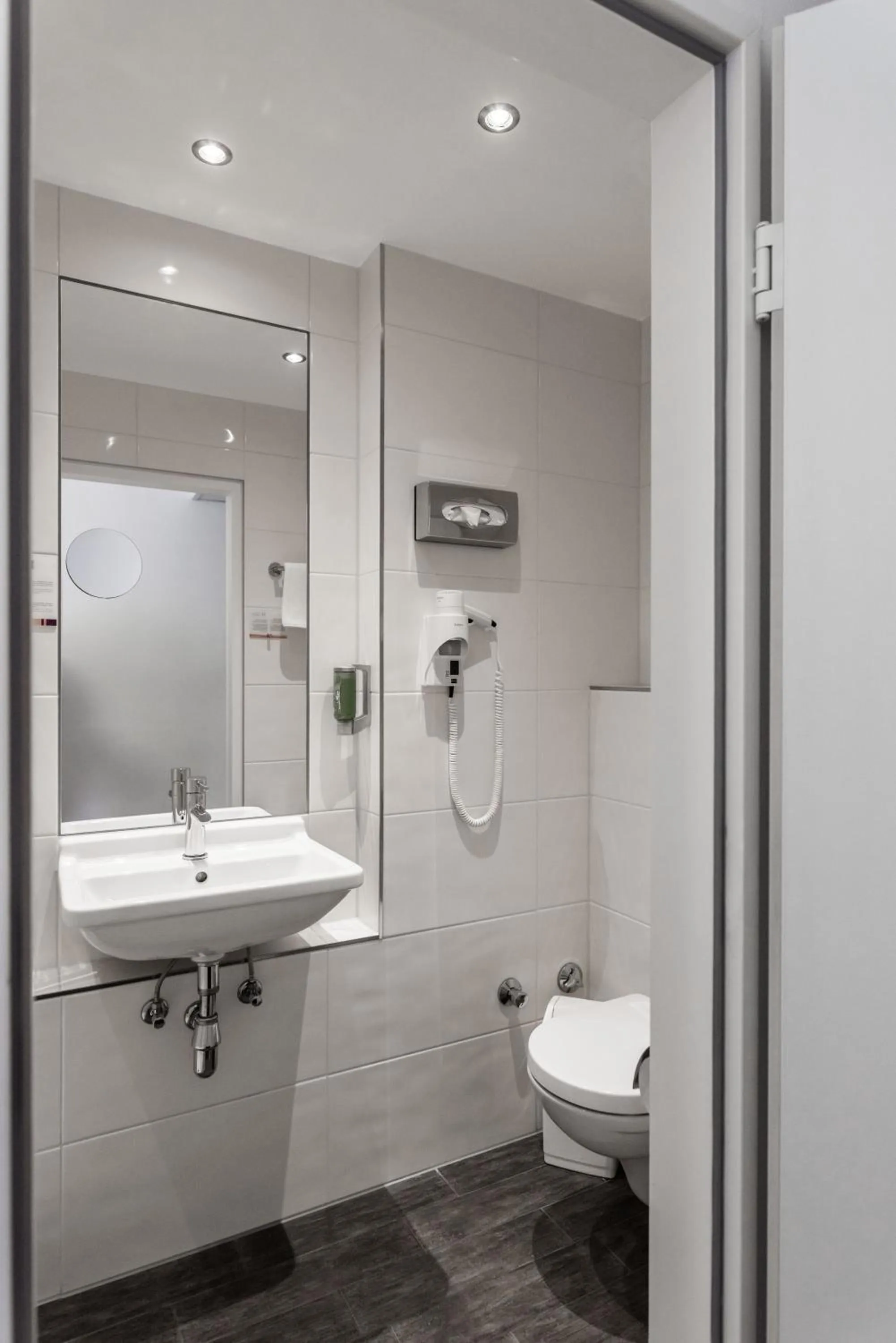 Bathroom in ibis Styles Stuttgart