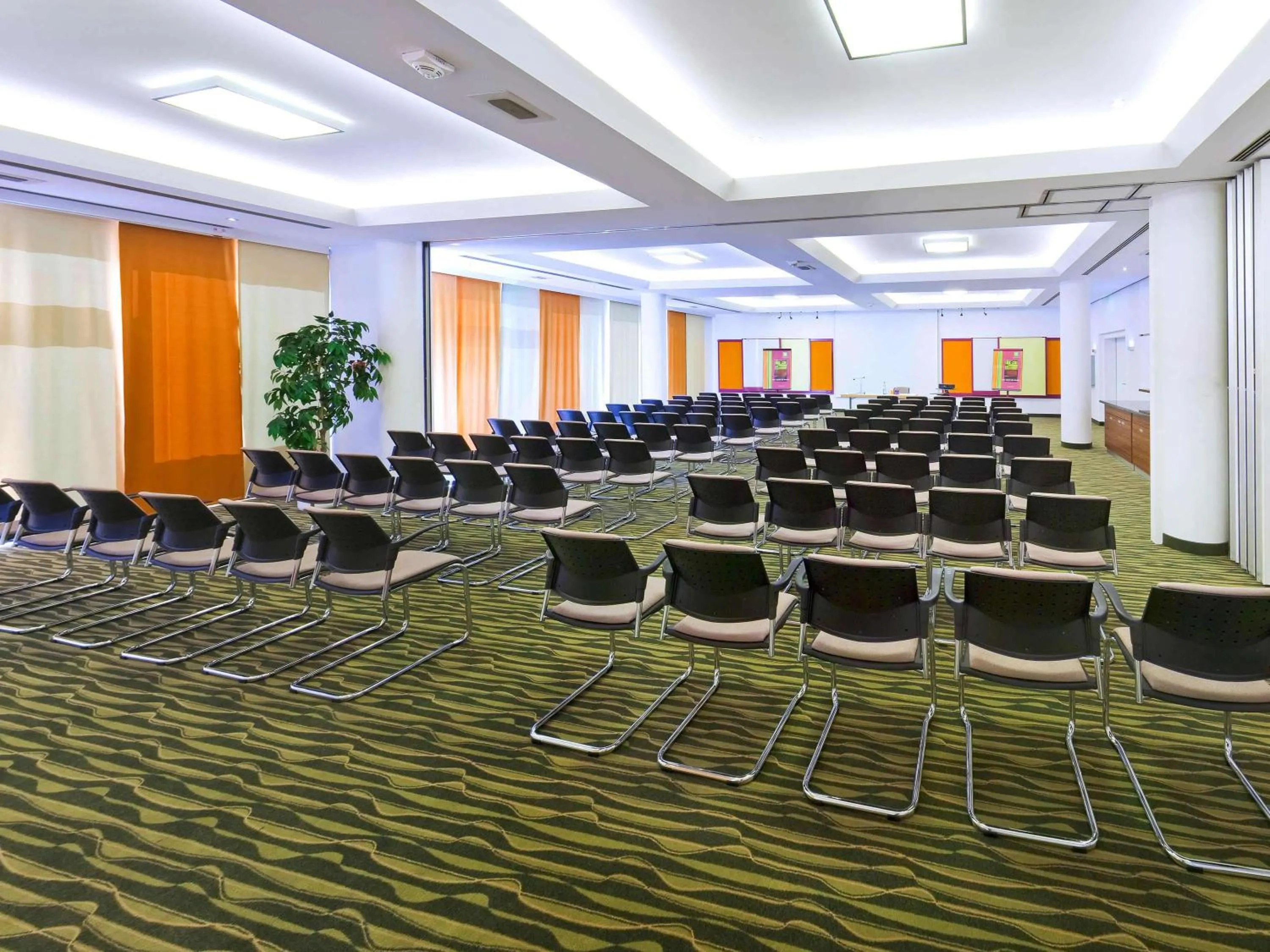 On site in ibis Styles Stuttgart