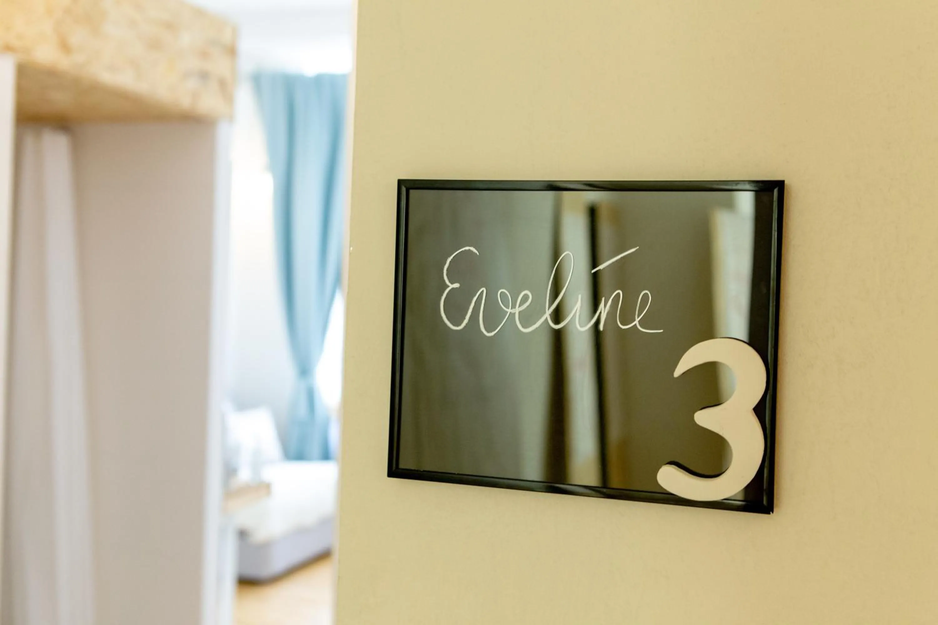 Property logo or sign, Bed in Sishaus Hostel