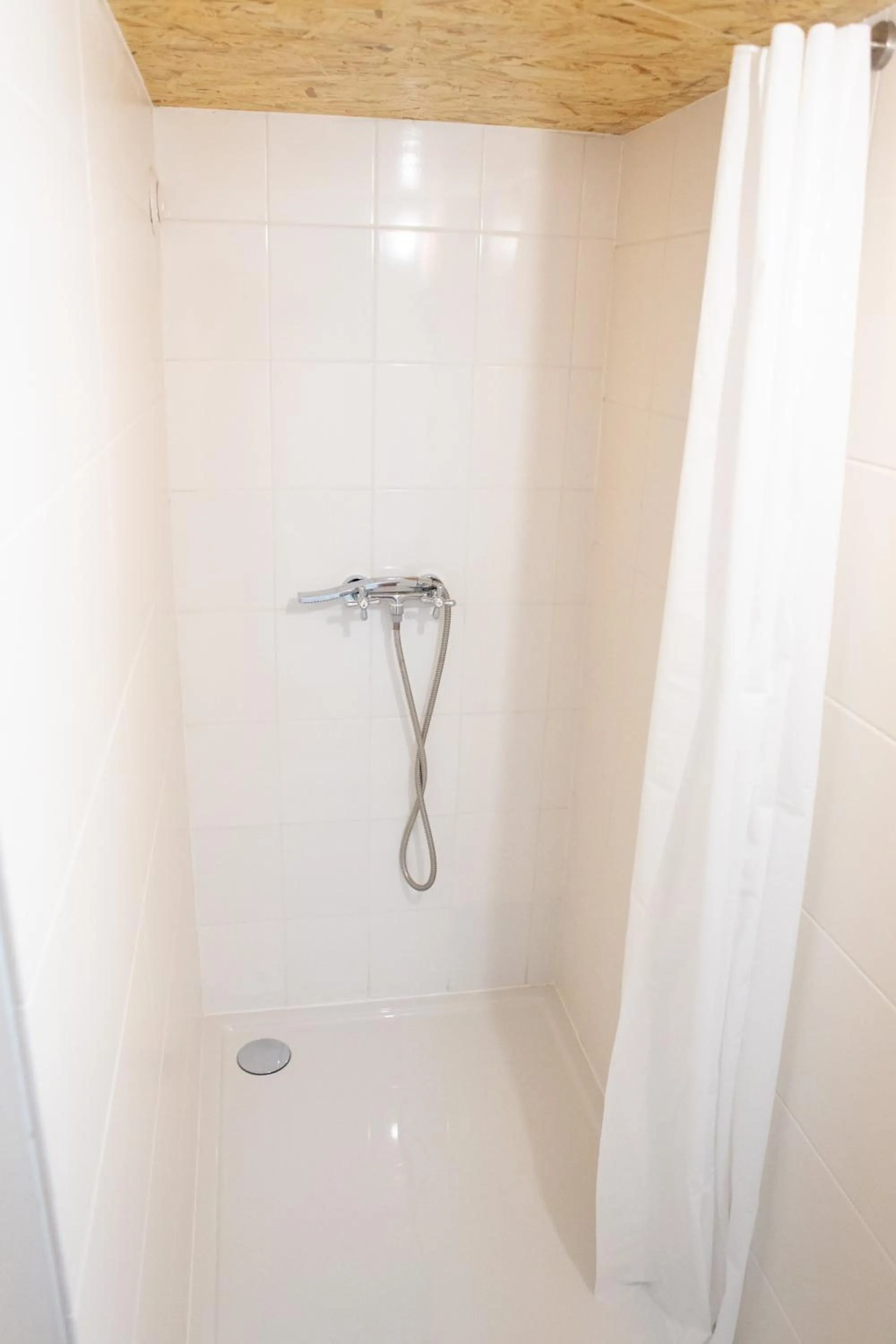 Bathroom in Sishaus Hostel