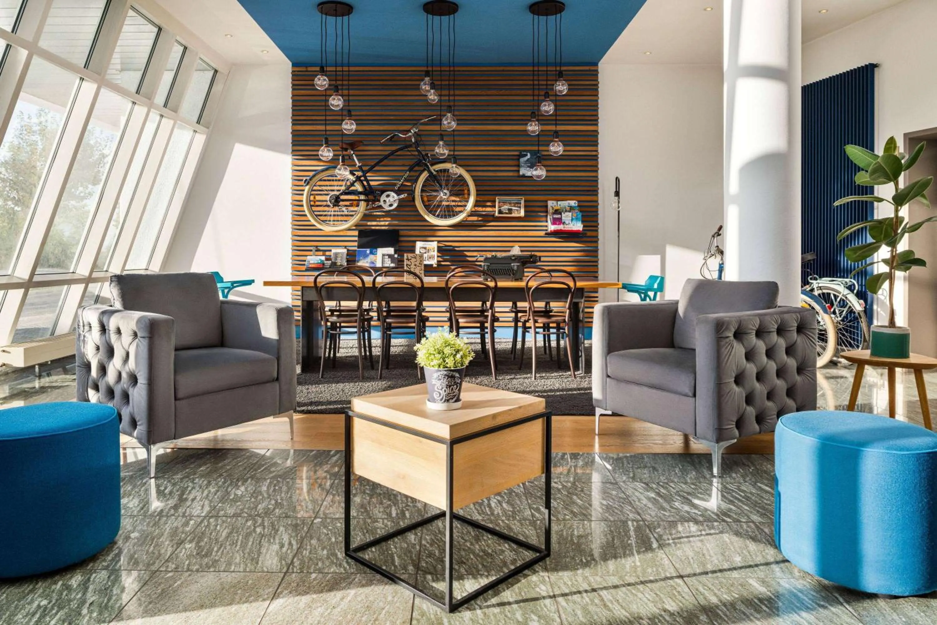 Lobby or reception in Vienna House Easy by Wyndham Landsberg