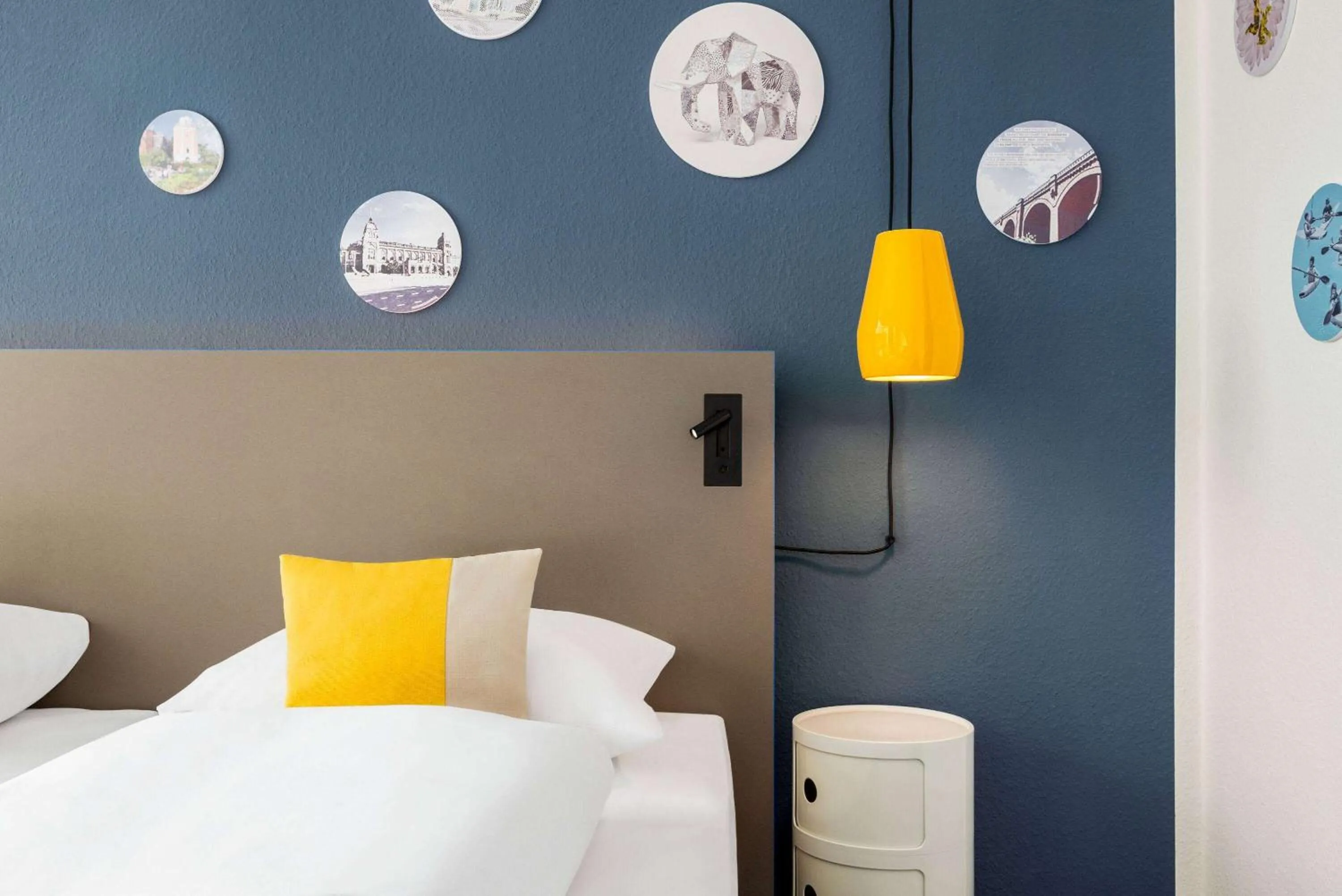 Photo of the whole room, Bed in Vienna House Easy by Wyndham Wuppertal