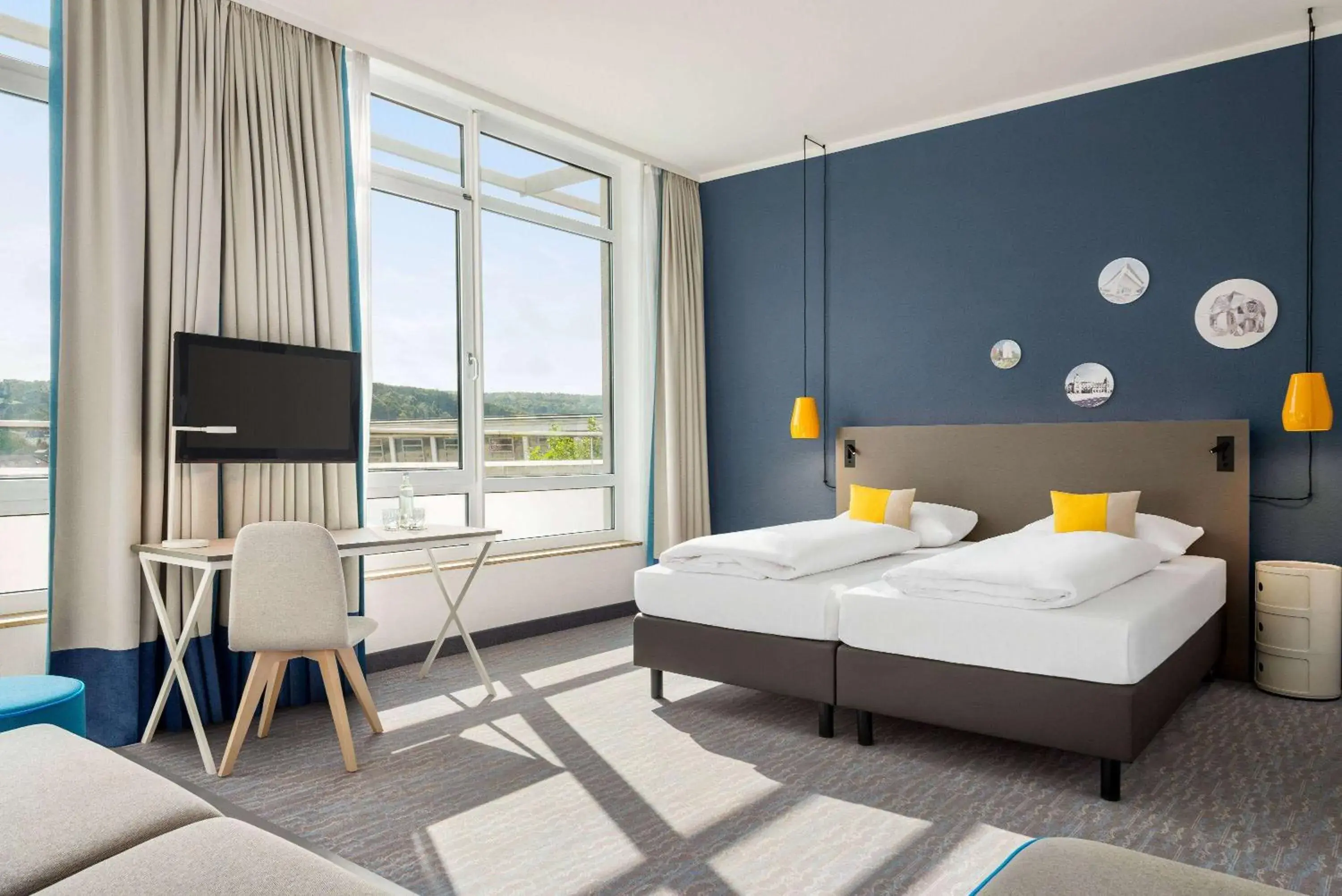 Lounge Plus Room in Vienna House Easy by Wyndham Wuppertal Lounge Plus Room in Vienna House Easy by Wyndham Wuppertal