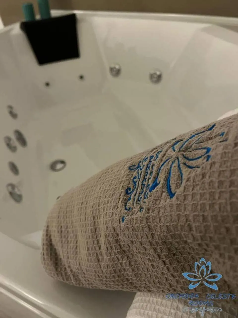 Hot Tub in B&B Orchidea Celeste