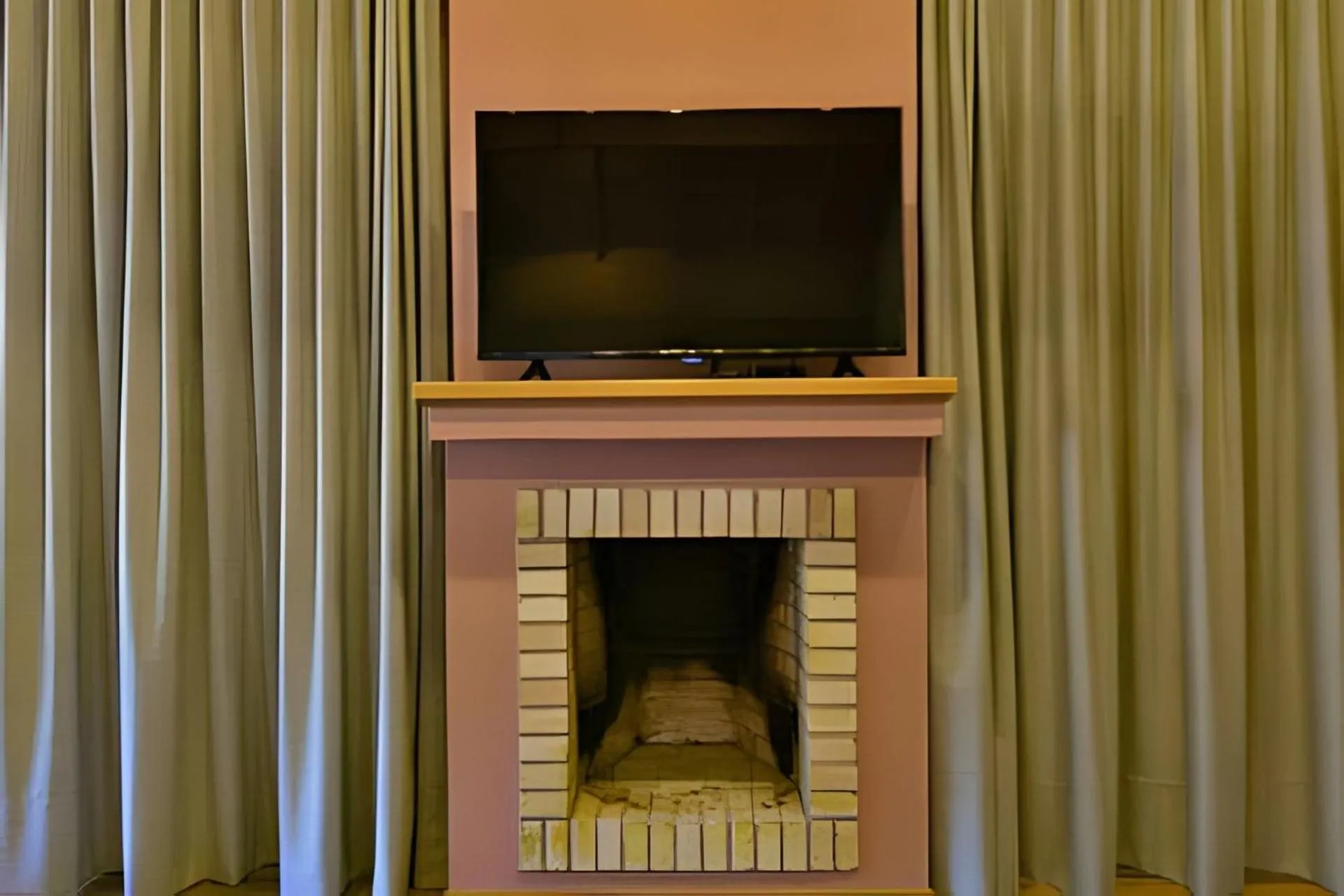 Bedroom in Stillo Gramado Linha Bonita