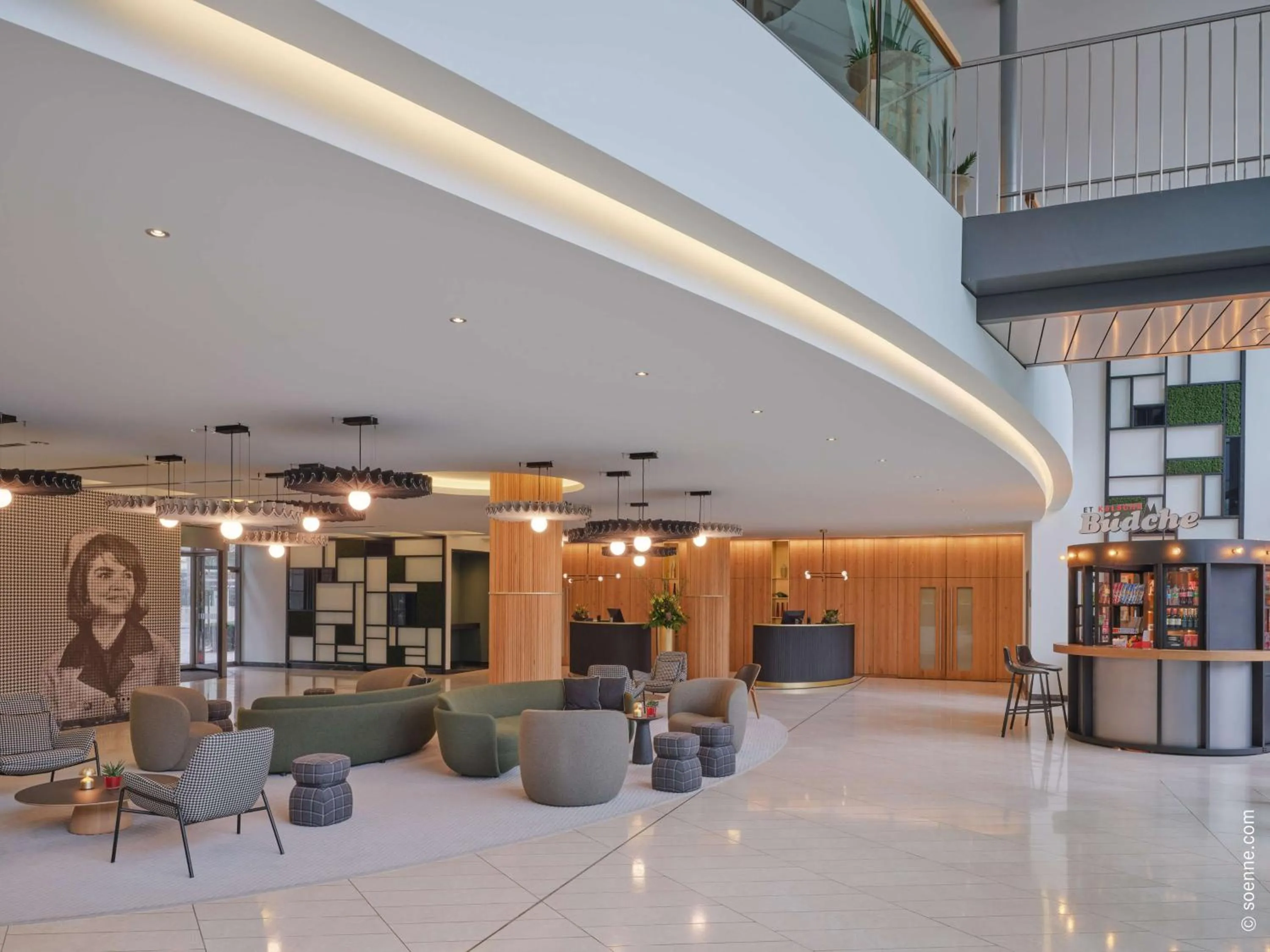 Lobby or reception in Dorint Pallas Wiesbaden