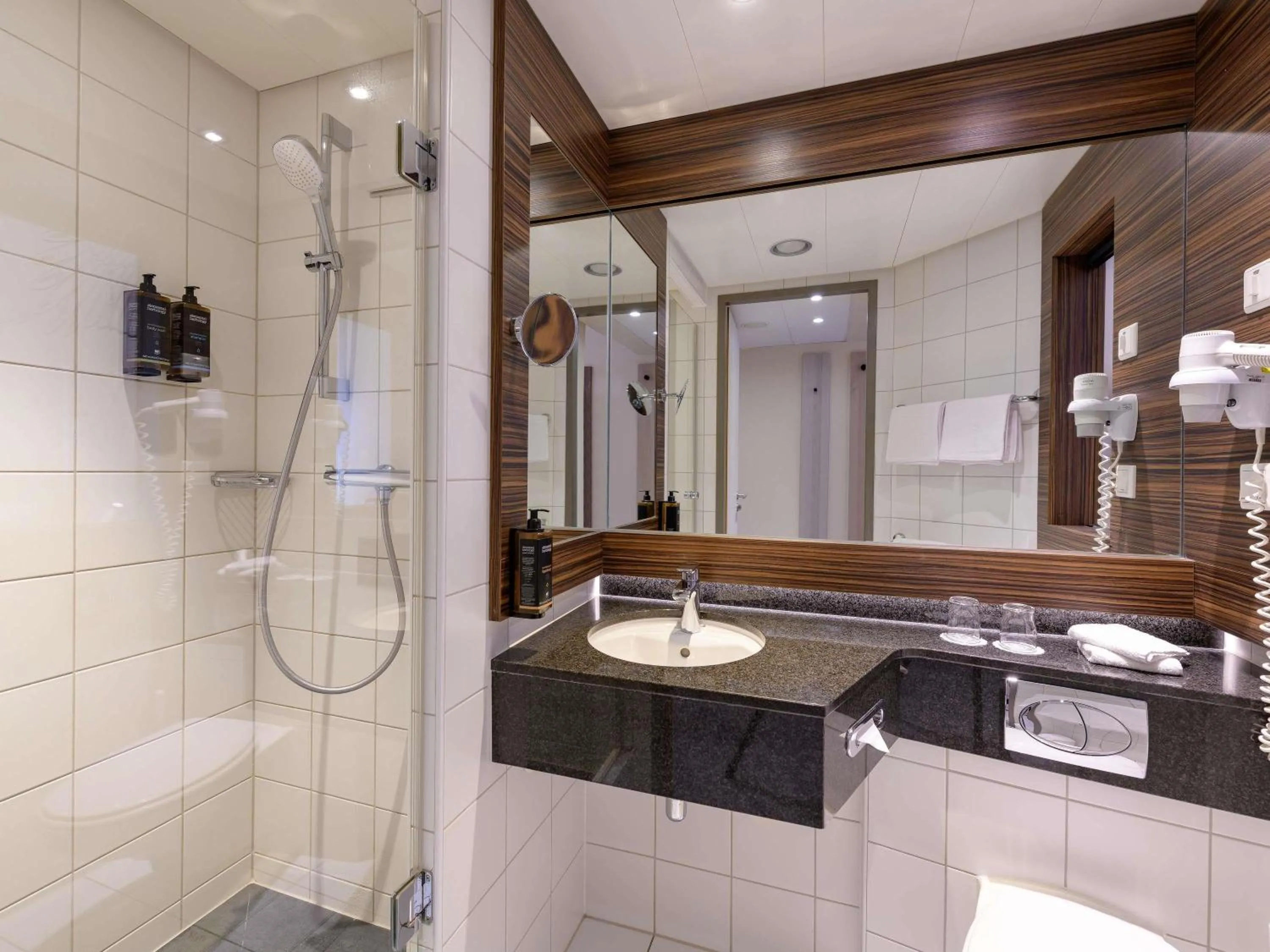 Bedroom in Mercure Hotel Berlin City