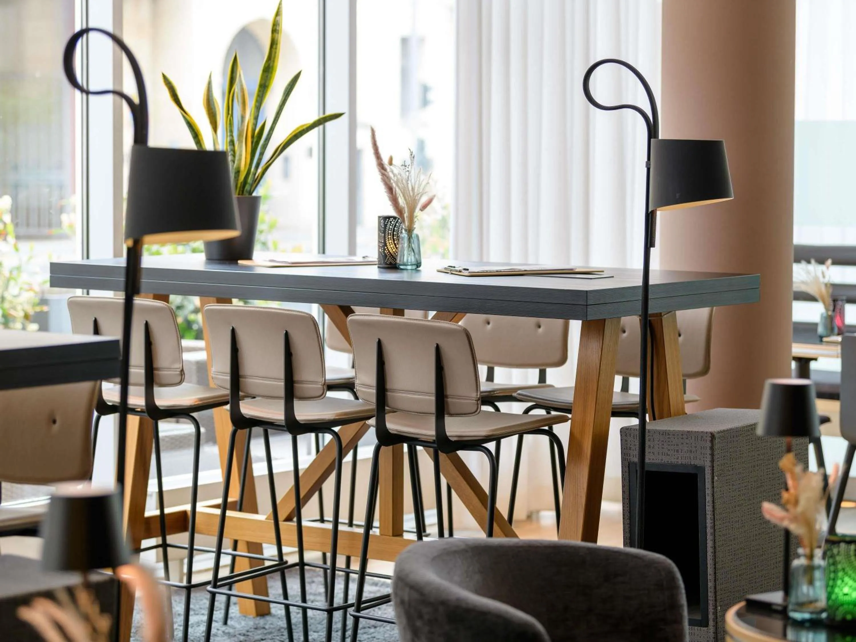 Lounge or bar in Mercure Hotel Berlin City