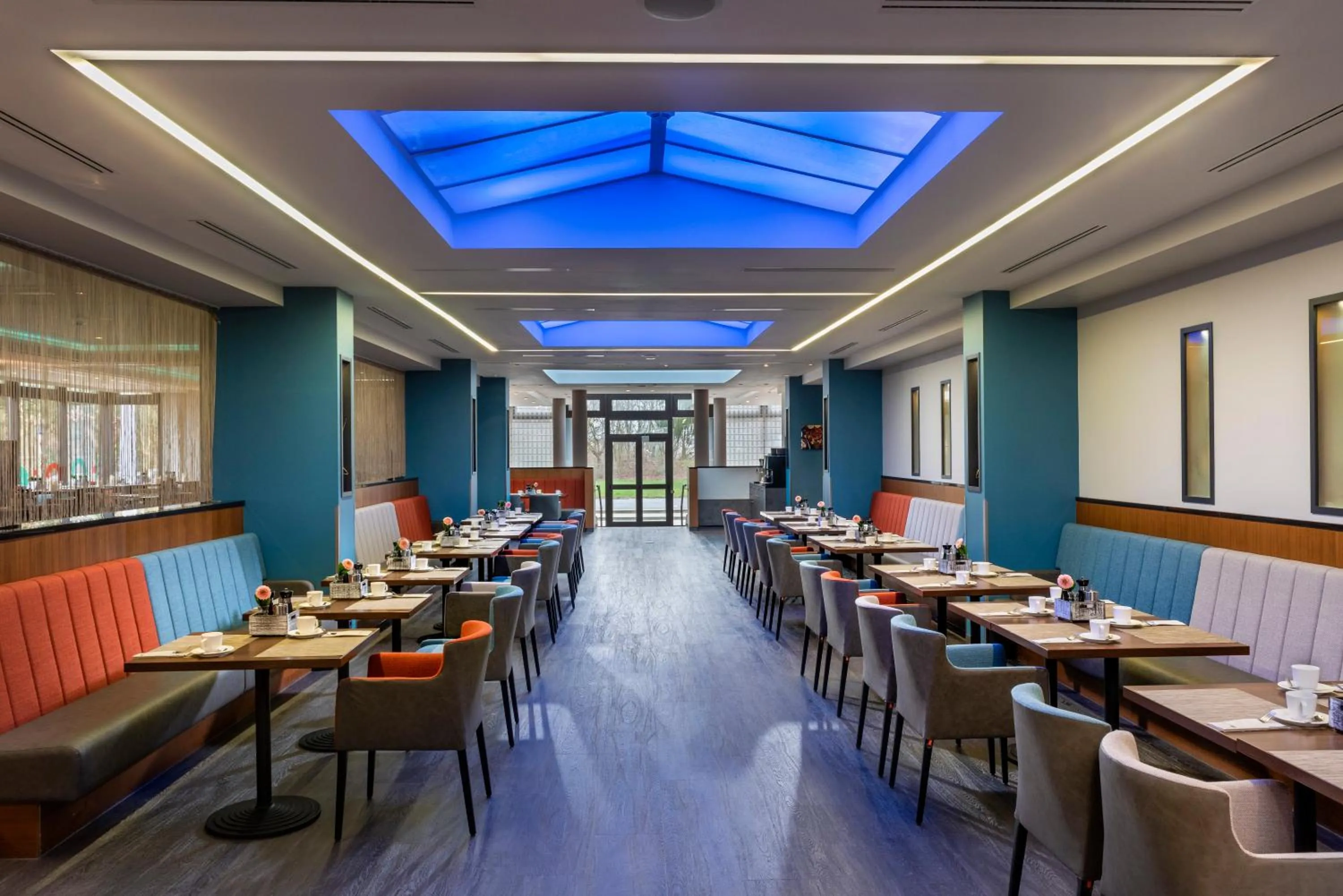 Restaurant/places to eat in Dorint Main Taunus Zentrum Frankfurt Sulzbach