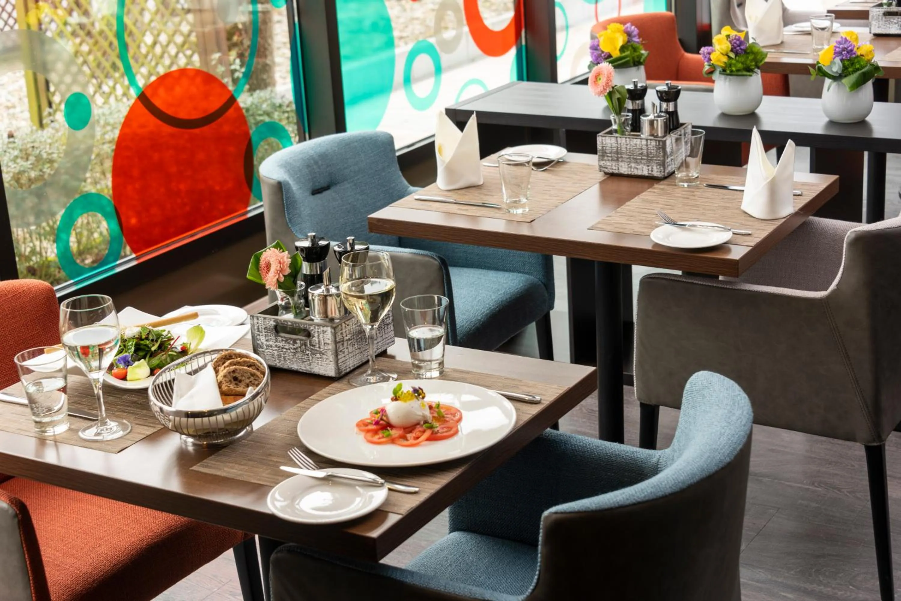 Restaurant/places to eat in Dorint Main Taunus Zentrum Frankfurt Sulzbach