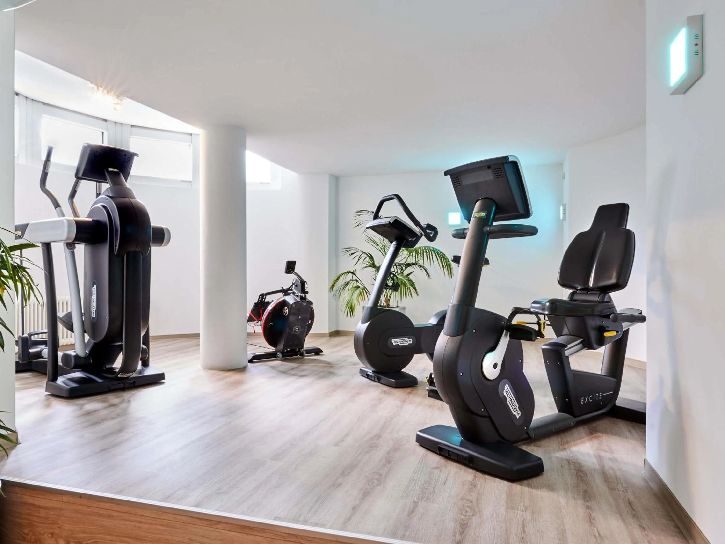 Fitness centre/facilities in Mercure Residenz Frankfurt Messe