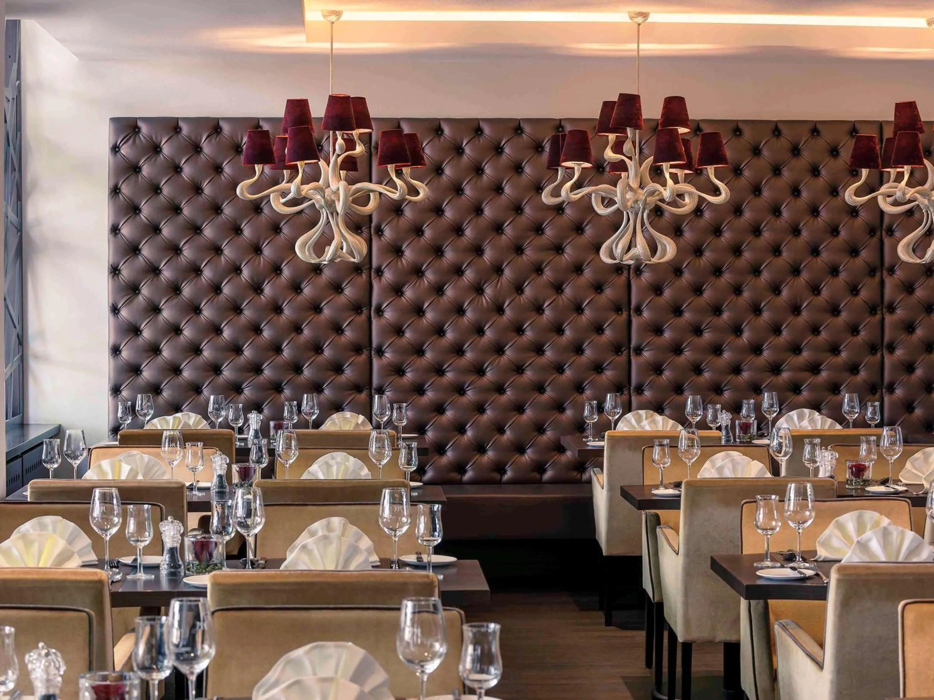 Restaurant/places to eat in Mercure Residenz Frankfurt Messe