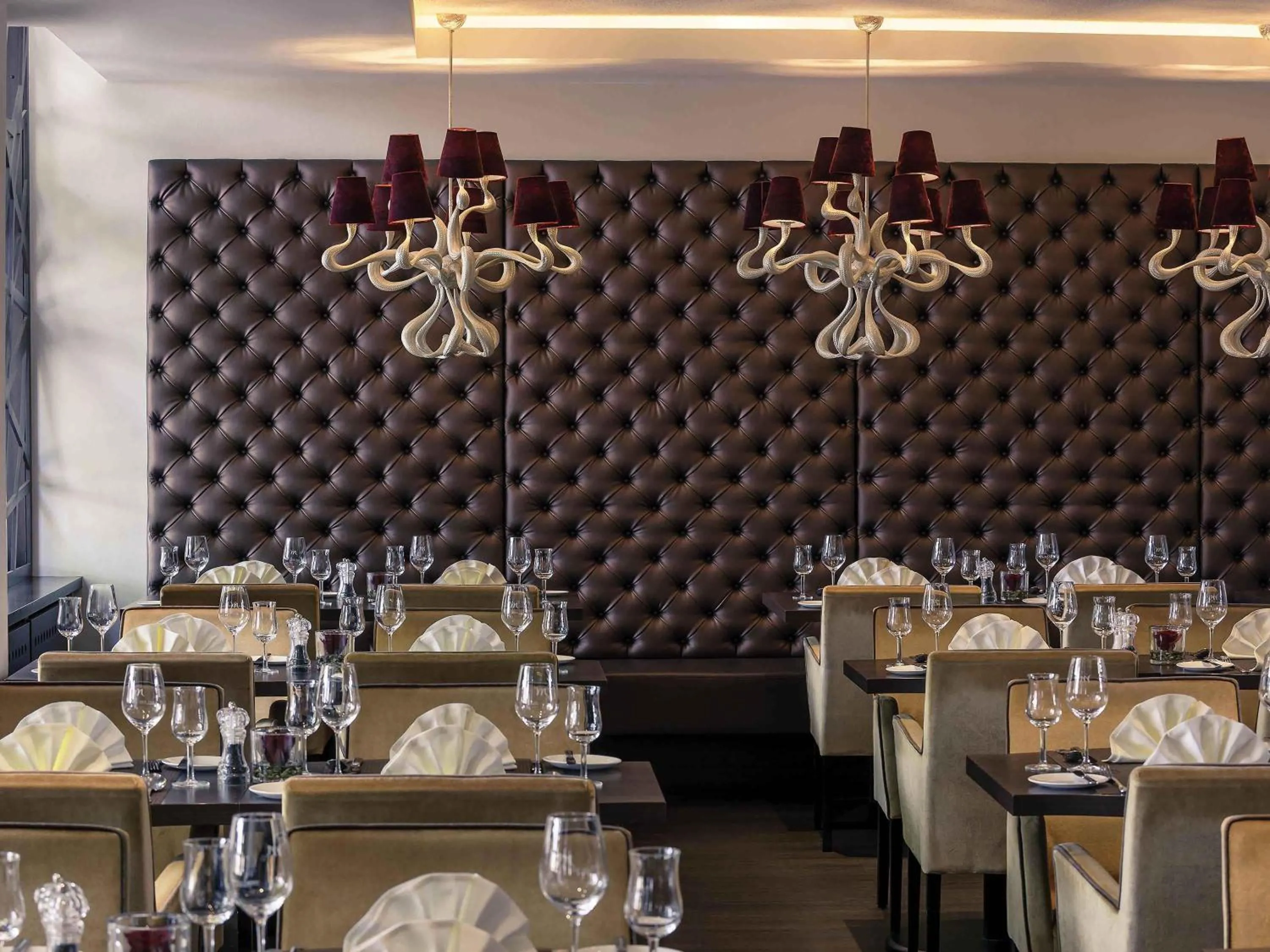 Restaurant/places to eat in Mercure Residenz Frankfurt Messe