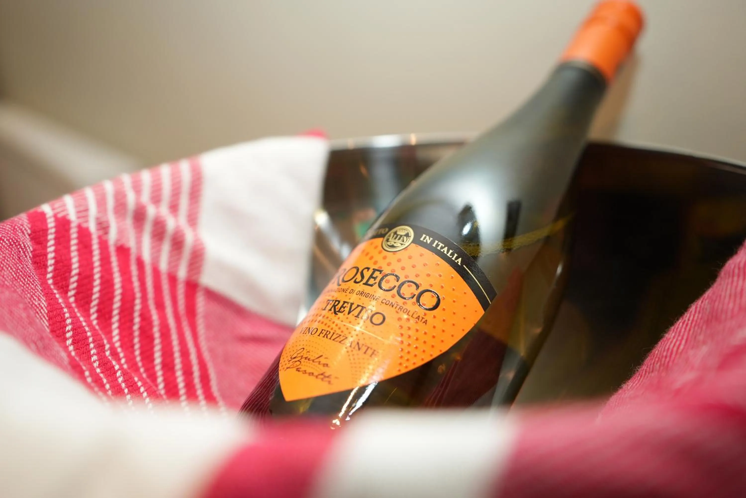 Property logo or sign in Hotel Attaché an der Messe