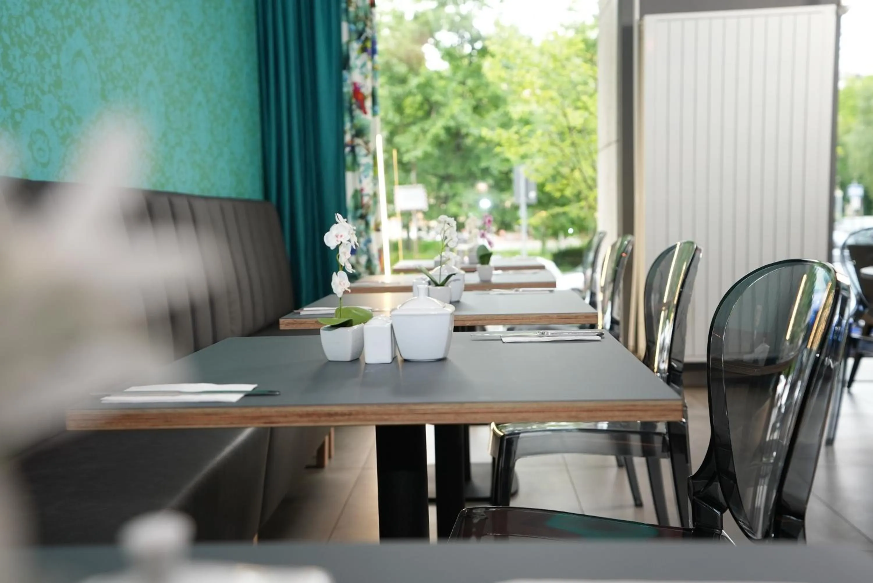 Lobby or reception in Hotel Attaché an der Messe