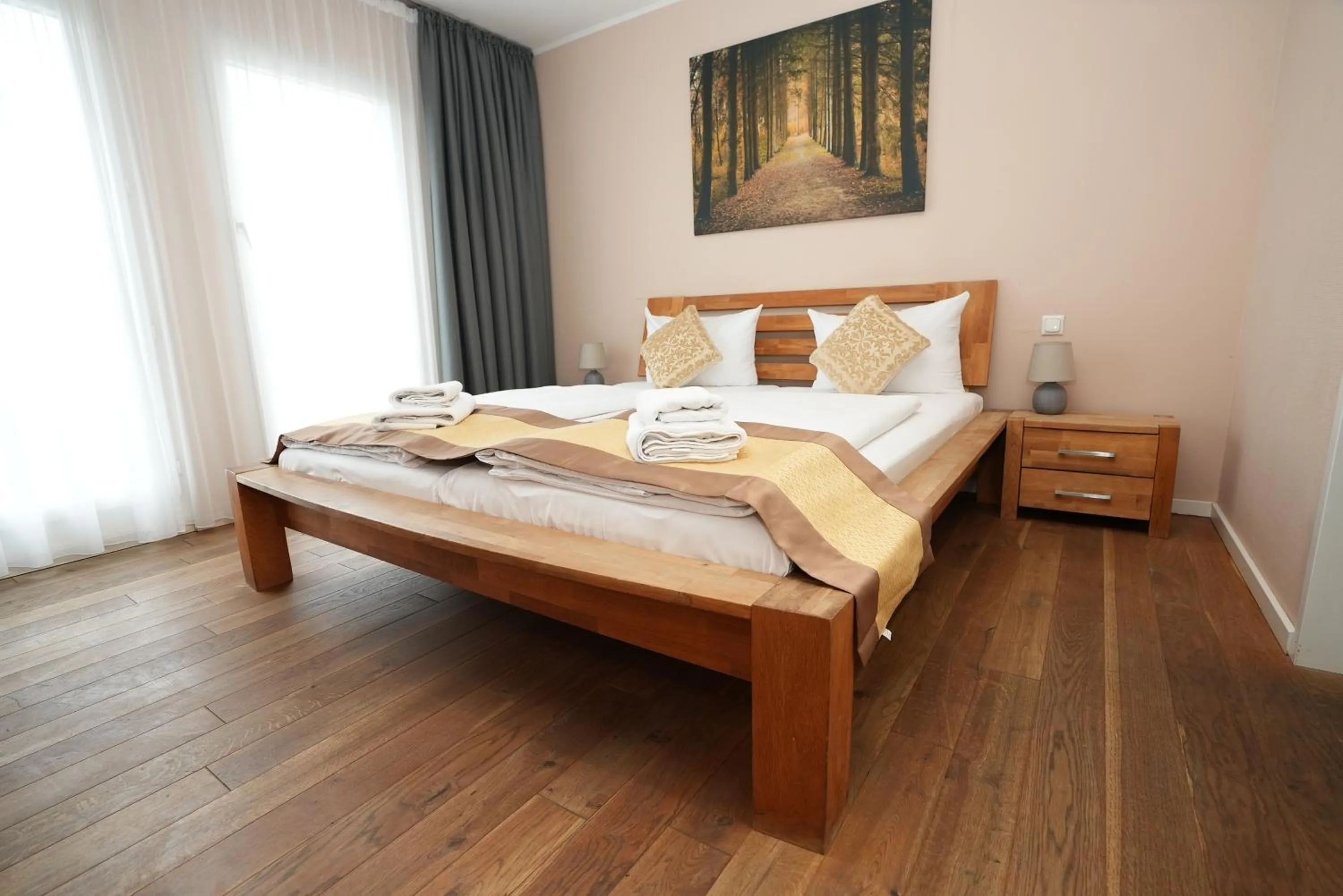 Bed in Hotel Attaché an der Messe