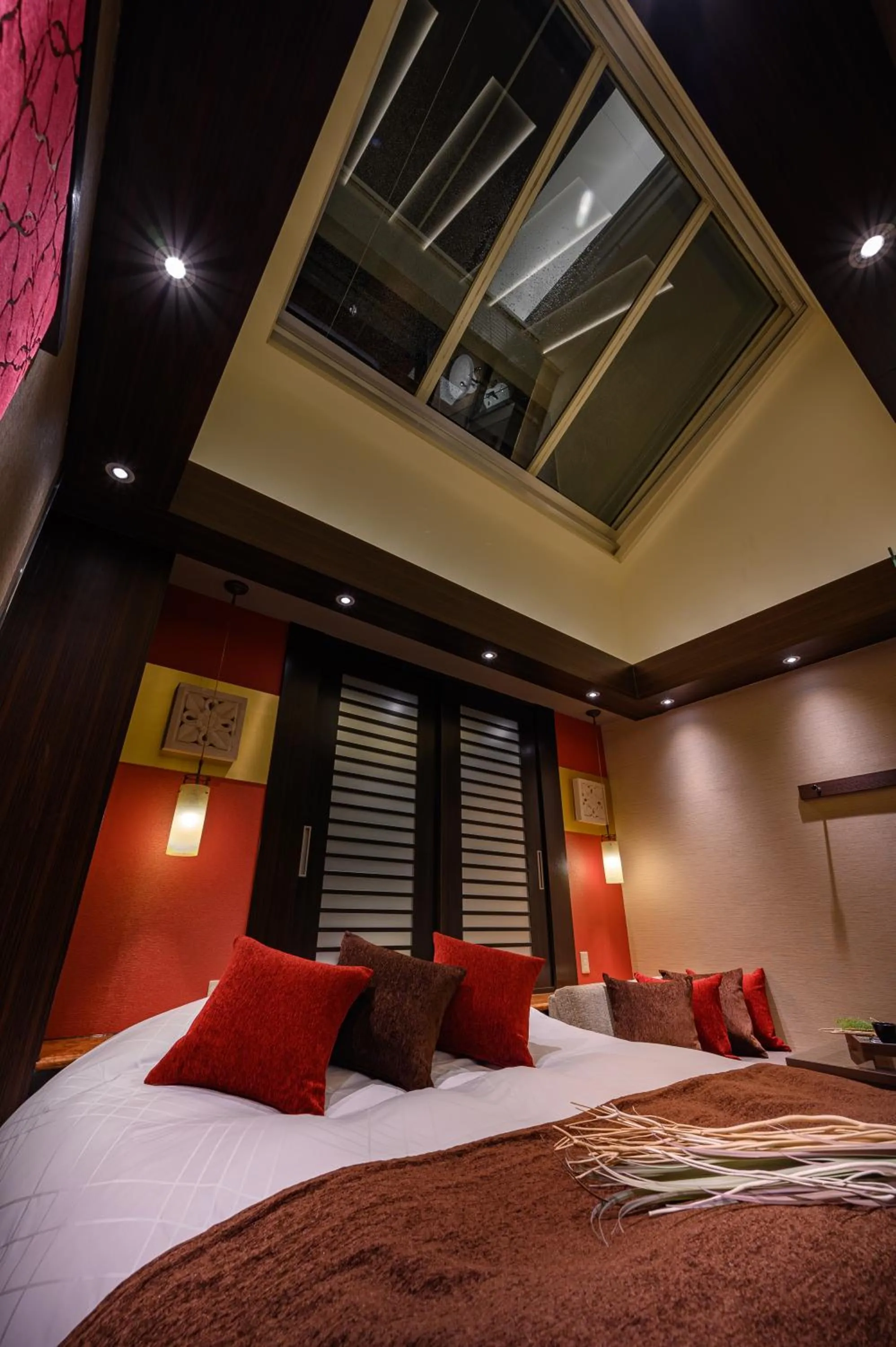 Bed in HOTEL C.KOHOKU