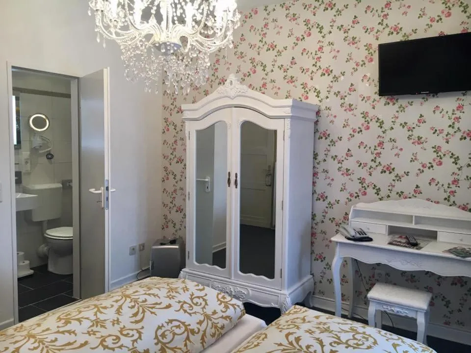 Bed in Kurvilla Fürstin Pauline