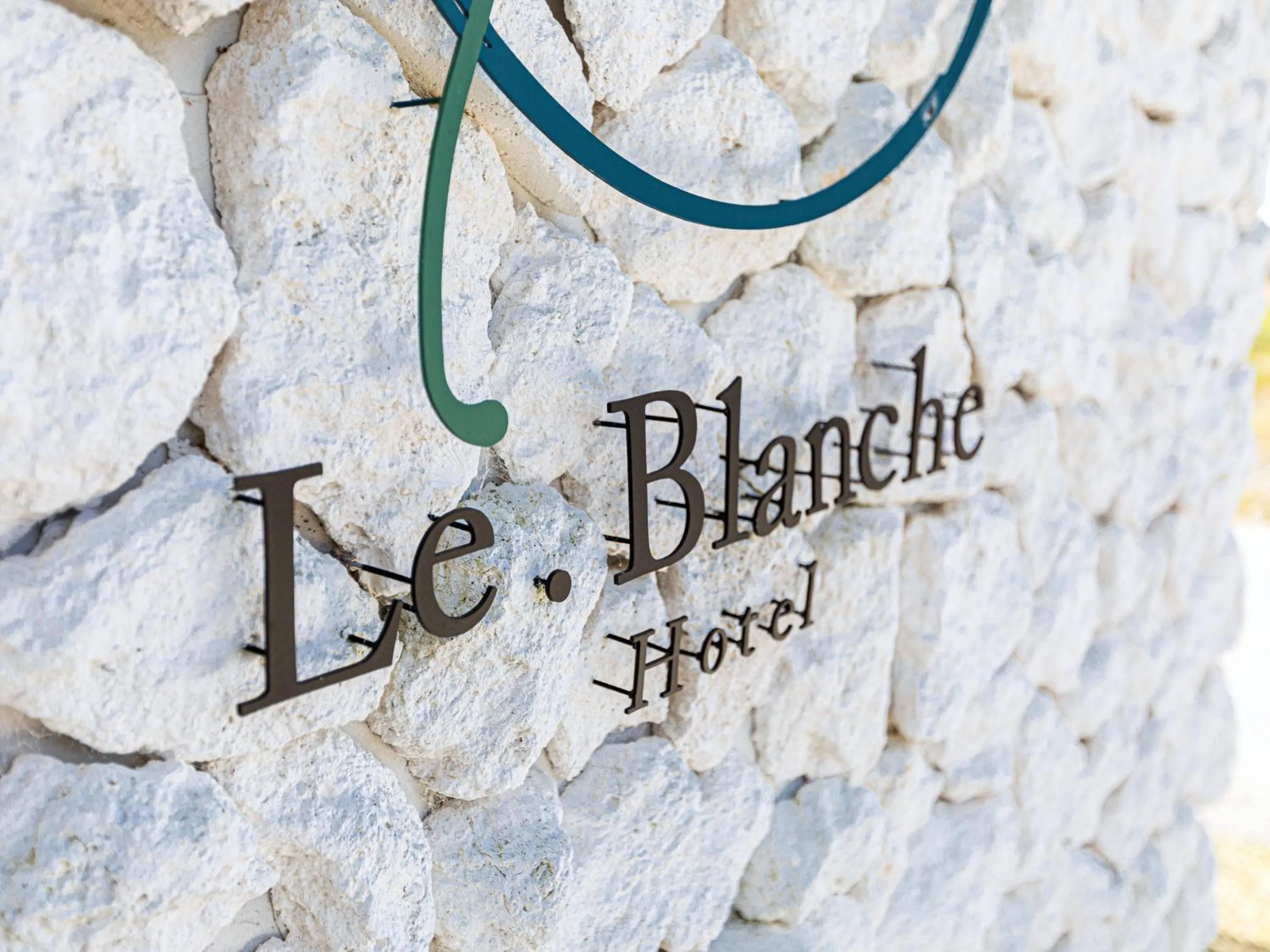 Property building in Le.Blanche