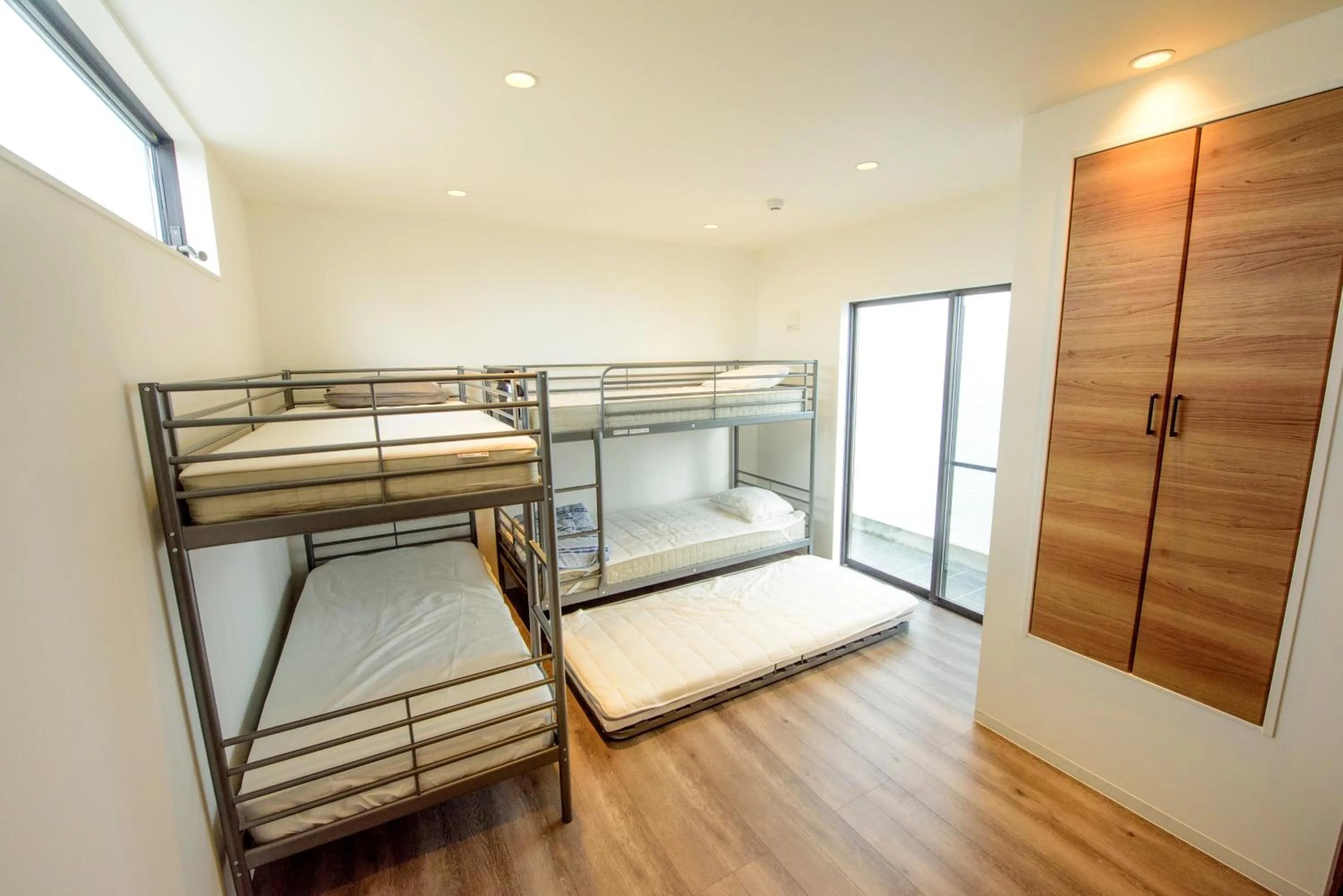 Photo of the whole room in Le.Blanche